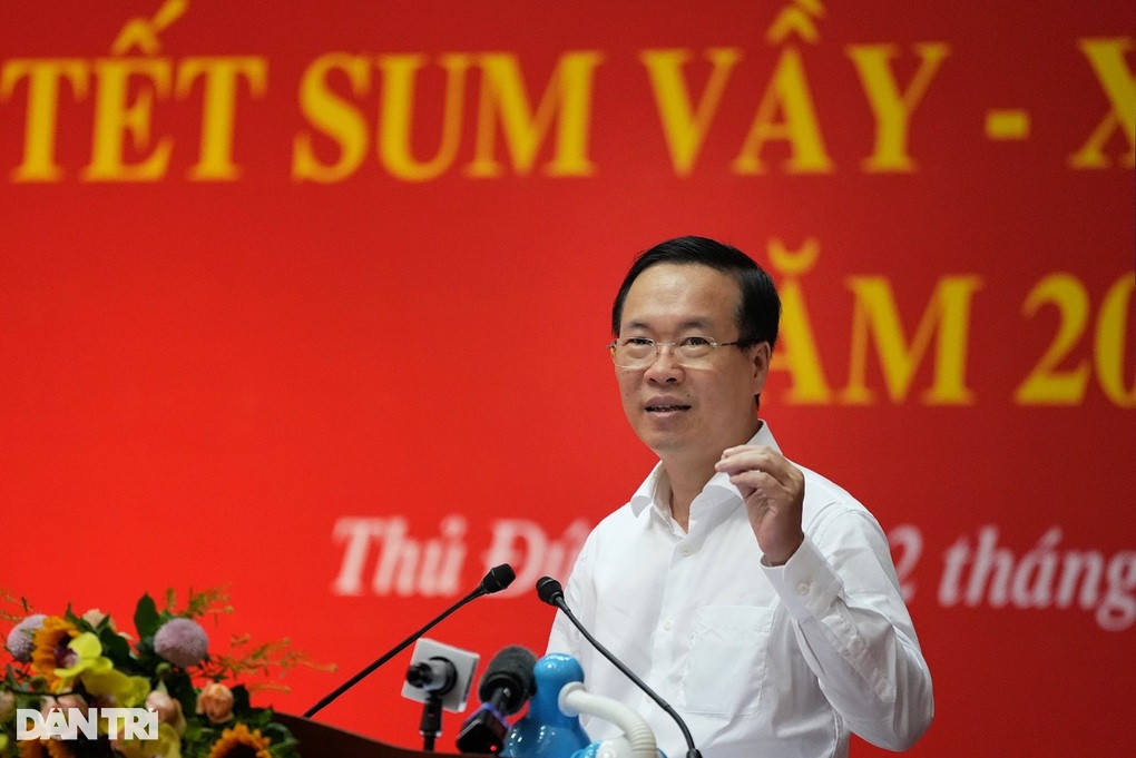 Chủ tịch nước chia sẻ với người lao động không thể về quê sum vầy dịp Tết - 3 Chủ tịch nước chia sẻ với người lao động không thể về quê sum vầy dịp Tết - 3