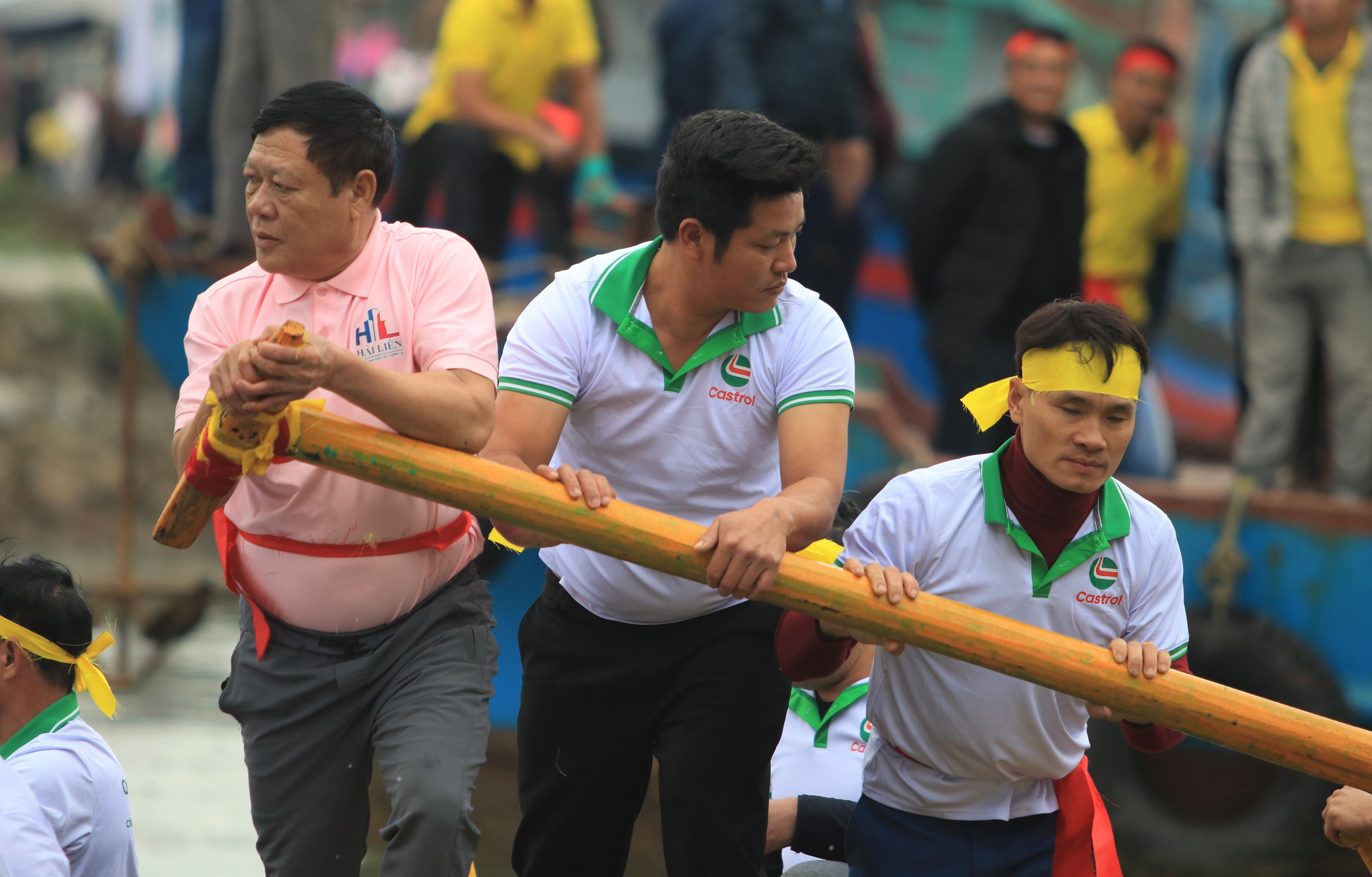 Dòng sông Mai Giang chảy qua thị xã nào của Nghệ An, có lễ hội gì mà vạn người trên bờ cổ vũ?- Ảnh 7. Dòng sông Mai Giang chảy qua thị xã nào của Nghệ An, có lễ hội gì mà vạn người trên bờ cổ vũ?- Ảnh 7.