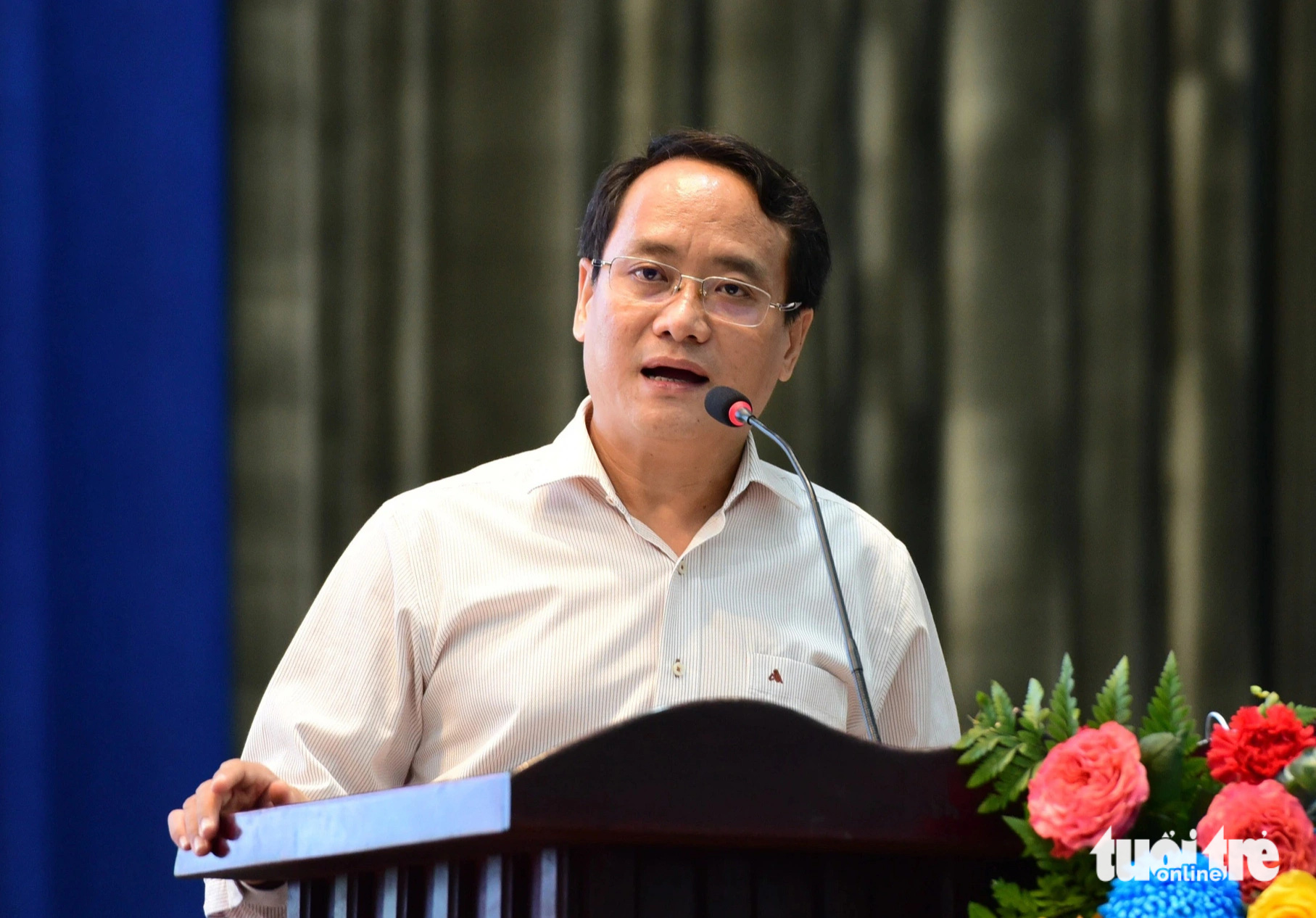 Ông Nguyễn Hoàng Nguyên - phó tổng biên tập báo Tuổi Trẻ, phát biểu tại lễ khai mạc Ngày hội tư vấn tuyển sinh - hướng nghiệp 2024 tại TP.HCM - Ảnh: DUYÊN PHAN Ông Nguyễn Hoàng Nguyên - phó tổng biên tập báo Tuổi Trẻ - phát biểu tại lễ khai mạc Ngày hội tư vấn tuyển sinh - hướng nghiệp 2024 tại TP.HCM - Ảnh: DUYÊN PHAN