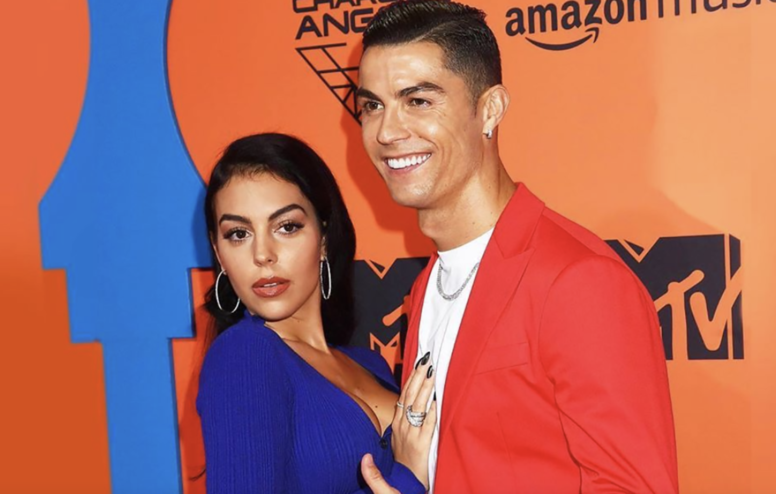 Ronaldo trở lại thi đấu sau án phạt, bạn gái tiết lộ thông tin nóng- Ảnh 2. Ronaldo trở lại thi đấu sau án phạt, bạn gái tiết lộ thông tin nóng- Ảnh 2.