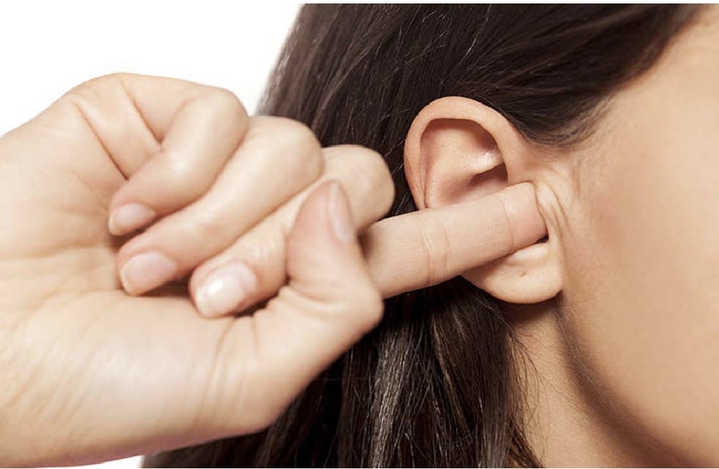 Bác sĩ nêu nguyên nhân thói quen ngoáy tai có thể ảnh hưởng đến thính lực- Ảnh 2. Bác sĩ nêu nguyên nhân thói quen ngoáy tai có thể ảnh hưởng đến thính lực- Ảnh 2.