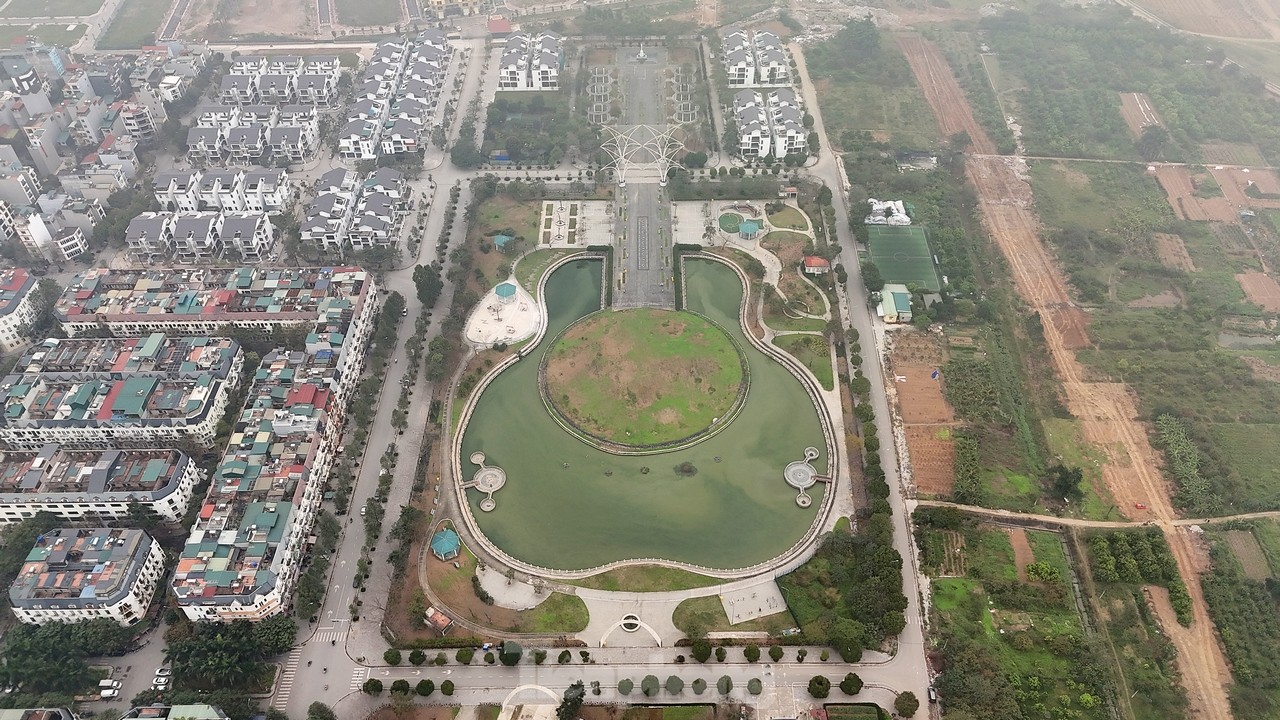 Hiện trạng công viên hình cây đàn guitar trị giá 200 tỷ đồng ở Hà Nội ảnh 2