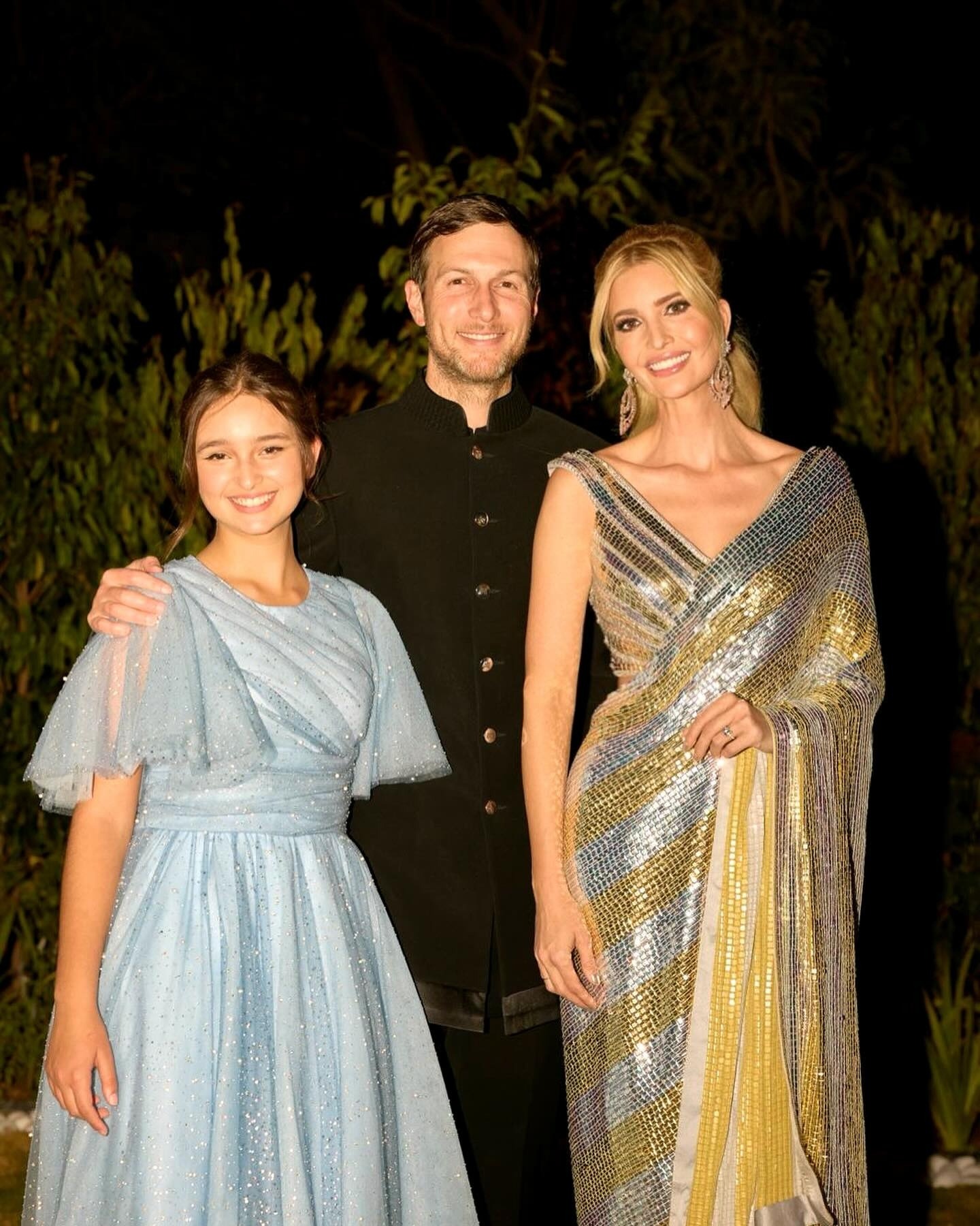 Ivanka Trump đẹp lộng lẫy, gợi cảm ở tiệc của gia đình tỷ phú giàu nhất châu Á- Ảnh 8. Ivanka Trump đẹp lộng lẫy, gợi cảm ở tiệc của gia đình tỷ phú giàu nhất châu Á- Ảnh 8.