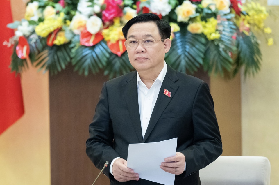 Chủ tịch Quốc hội Vương Đình Huệ phát biểu tại buổi làm việc. Ảnh: Quochoi.vn