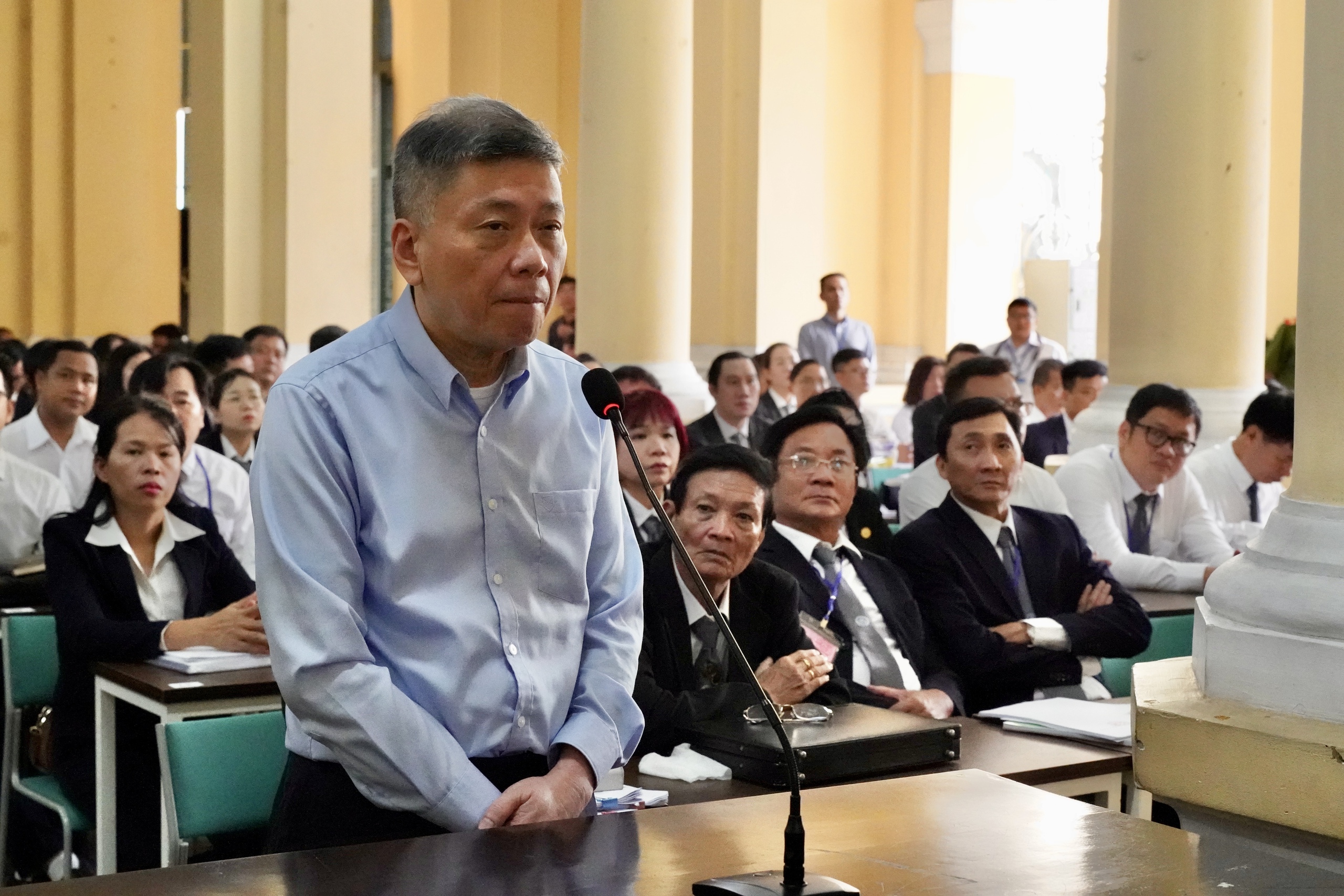 Nội dung xét xử vụ án Trương Mỹ Lan - Vạn Thịnh Phát ngày đầu tiên- Ảnh 3. Nội dung xét xử vụ án Trương Mỹ Lan - Vạn Thịnh Phát ngày đầu tiên- Ảnh 3.