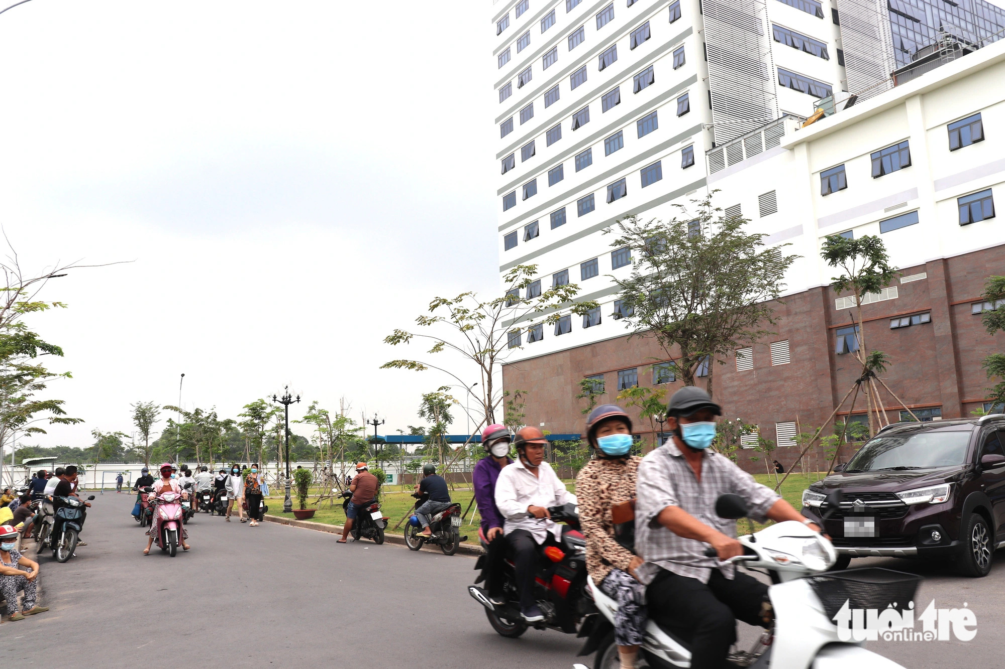 Bên trong nơi chạy thận khang trang ở Bệnh viện Đa khoa khu vực Hóc Môn- Ảnh 7. Khoa nội thận - lọc máu Bệnh viện Đa khoa khu vực Hóc Môn sớm trở thành một trong những mũi nhọn của bệnh viện đã được hội đồng chuyên môn Sở Y tế TP.HCM thống nhất