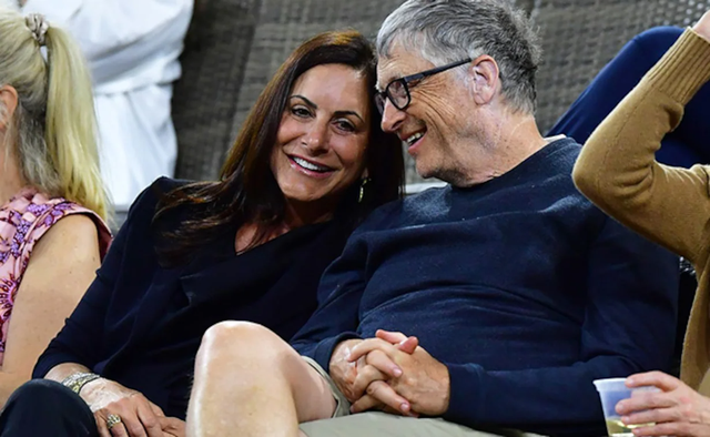 Chân dung ít biết của bạn gái vừa được tỷ phú Bill Gates công khai, cùng sang Việt Nam du lịch - Ảnh 4. Chân dung ít biết của bạn gái vừa được tỷ phú Bill Gates công khai, cùng sang Việt Nam du lịch - Ảnh 4.