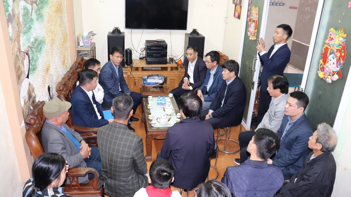 Sớm đưa thuyền viên Việt Nam gặp nạn trên tàu bị Houthi tấn công về nước- Ảnh 2. Sớm đưa thuyền viên Việt Nam gặp nạn trên tàu bị Houthi tấn công về nước- Ảnh 2.