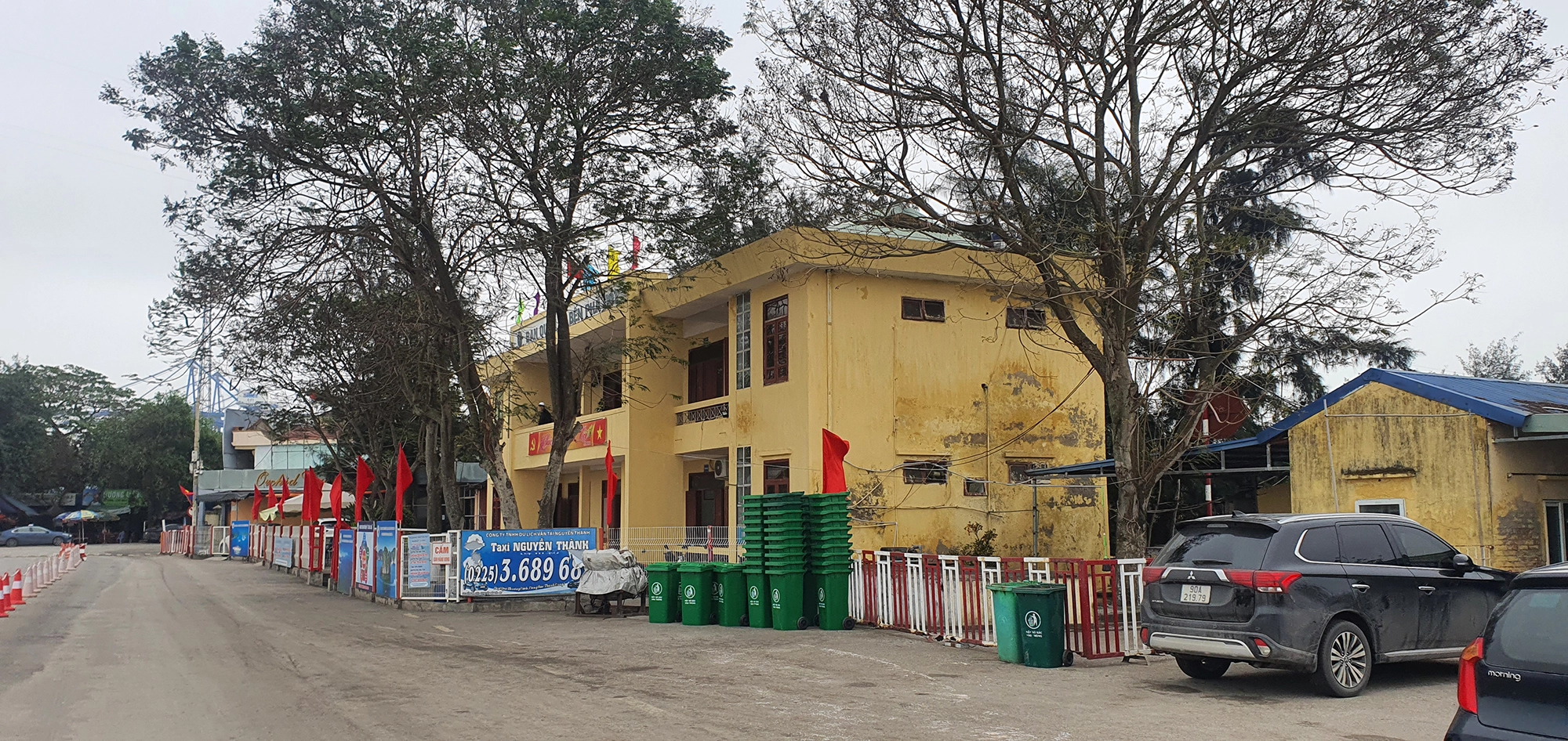 Những chuyến phà chở nặng ký ức qua bến Gót- Ảnh 2. Những chuyến phà chở nặng ký ức qua bến Gót- Ảnh 2.