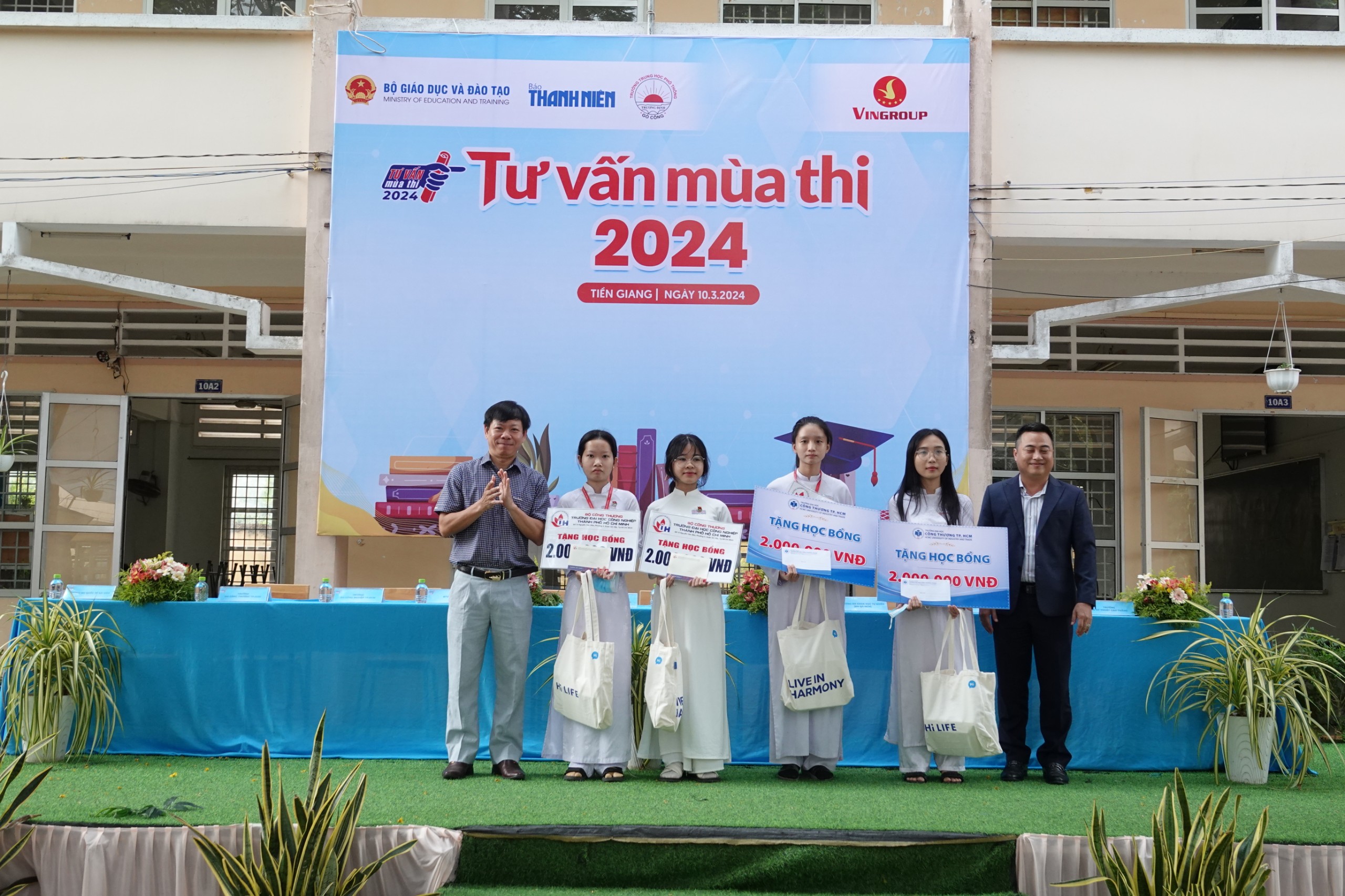 Học sinh cần lưu ý gì về kỳ thi tốt nghiệp THPT và xét tuyển ĐH?- Ảnh 5. Học sinh cần lưu ý gì về kỳ thi tốt nghiệp THPT và xét tuyển ĐH?- Ảnh 5.