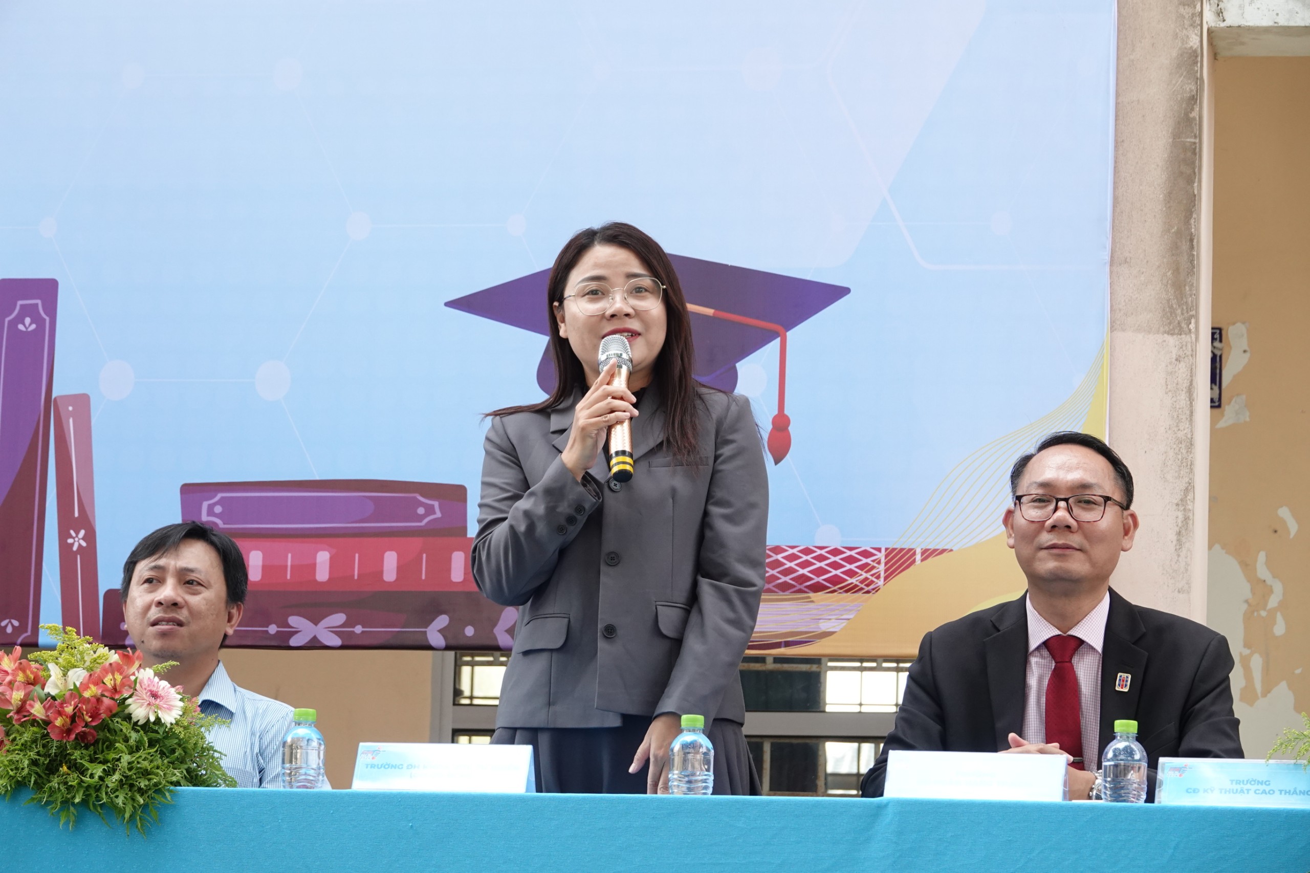 Học sinh cần lưu ý gì về kỳ thi tốt nghiệp THPT và xét tuyển ĐH?- Ảnh 14. Học sinh cần lưu ý gì về kỳ thi tốt nghiệp THPT và xét tuyển ĐH?- Ảnh 14.