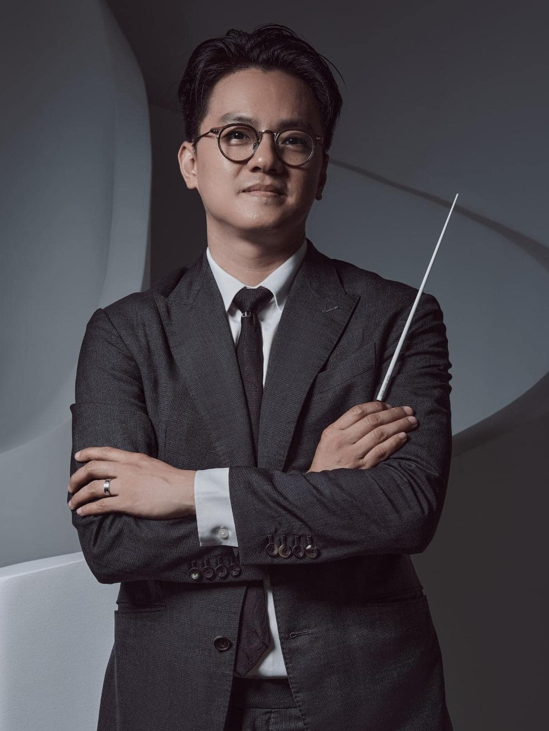 Nhạc trưởng Trần Nhật Minh - Ảnh HBSO Nhạc trưởng Trần Nhật Minh - Ảnh HBSO