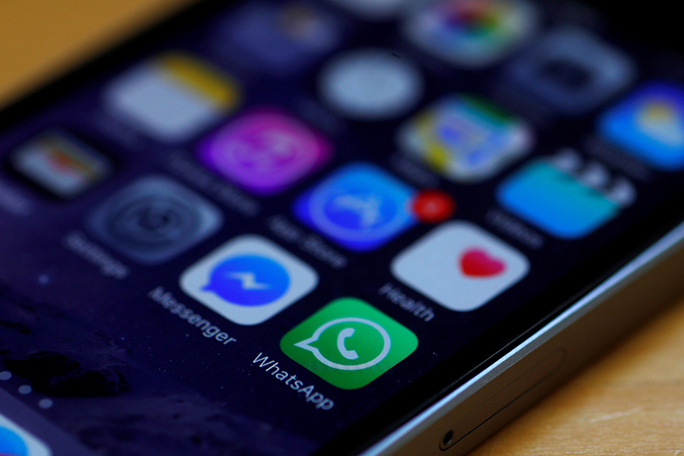 Những thói quen dùng smartphone không nên bỏ qua- Ảnh 2. Những thói quen dùng smartphone không nên bỏ qua- Ảnh 2.