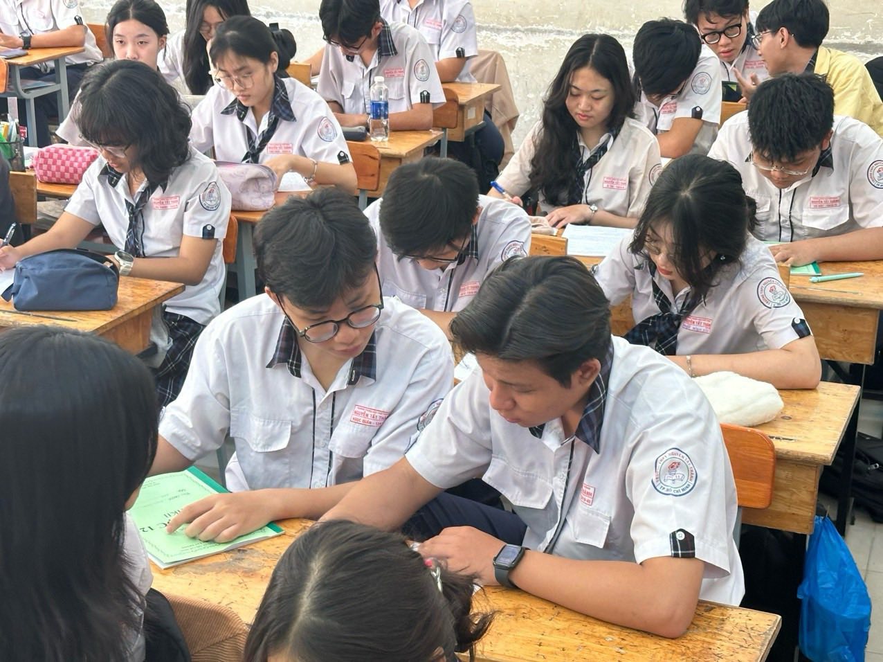 Thi tốt nghiệp THPT 2024: Khi nào thí sinh được rời khỏi phòng thi?- Ảnh 2. Thi tốt nghiệp THPT 2024: Khi nào thí sinh được rời khỏi phòng thi?- Ảnh 2.