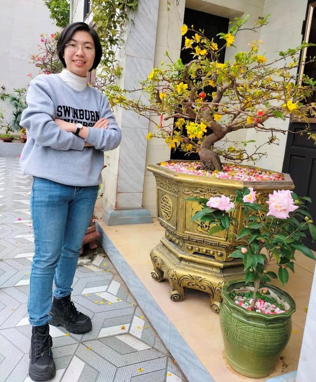 Lời chúc Tết đặc biệt của quán quân Olympia, hoa khôi Đại học Ngoại thương - 2 Lời chúc Tết đặc biệt của quán quân Olympia, hoa khôi Đại học Ngoại thương - 2