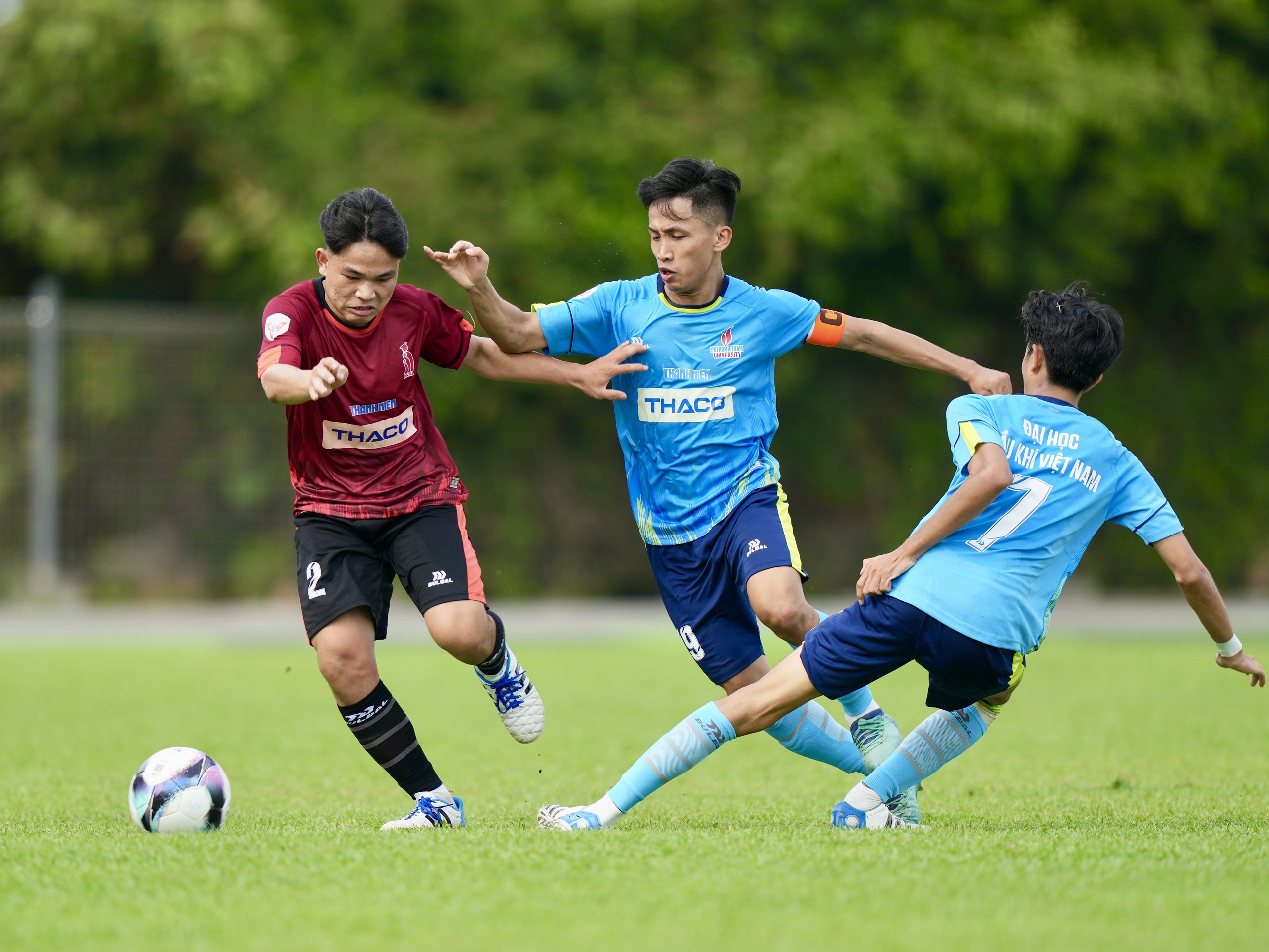 Trường ĐHCN Đồng Nai: Tham vọng mô hình CLB bán chuyên- Ảnh 4. Trường ĐHCN Đồng Nai: Tham vọng mô hình CLB bán chuyên- Ảnh 4.