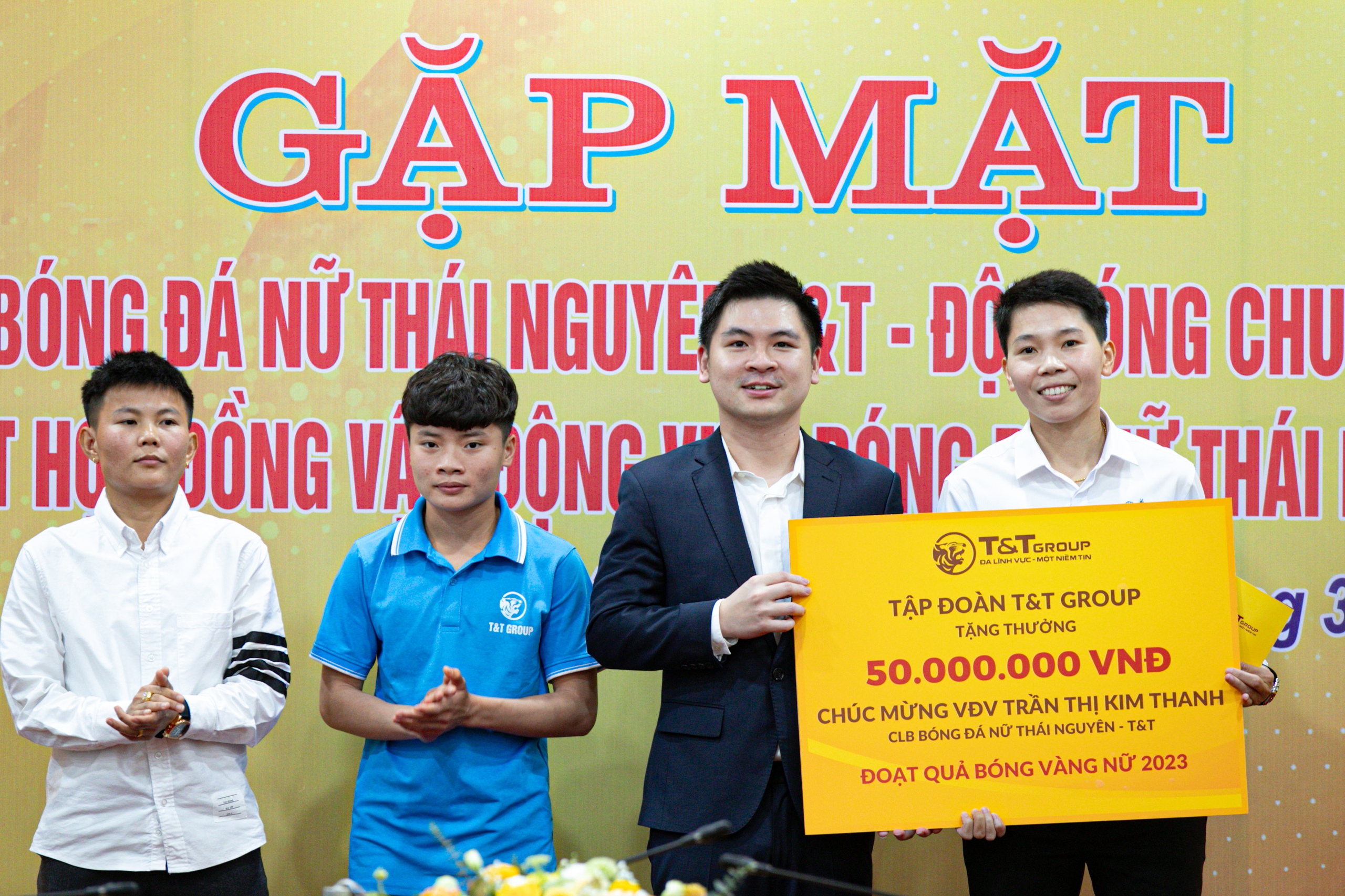 CLB Thái Nguyên chiêu mộ Quả bóng vàng nữ Việt Nam, quyết cạnh tranh vô địch quốc gia- Ảnh 5. CLB Thái Nguyên chiêu mộ Quả bóng vàng nữ Việt Nam, quyết cạnh tranh vô địch quốc gia- Ảnh 5.
