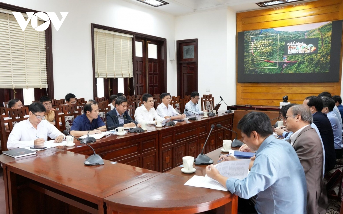 chuyến tàu du lịch kết nối huế - Đà nẵng vận hành vào cuối tháng 3 hình ảnh 5 chuyen tau du lich ket noi hue - Da nang van hanh vao cuoi thang 3 hinh anh 5