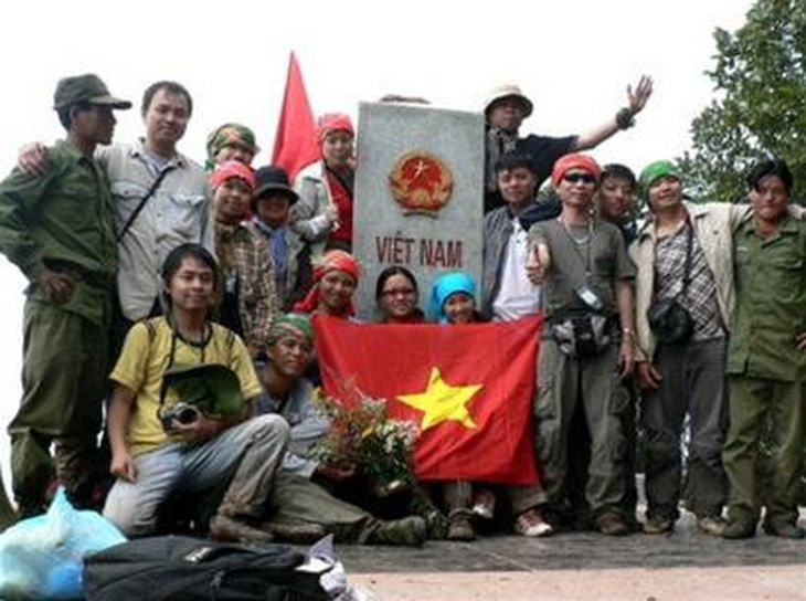 Hành trình 'Sinh viên với khát vọng non sông' về Điện Biên Phủ- Ảnh 3. Hành trình đi về A Pa Chải: Cực Tây tổ quốc
