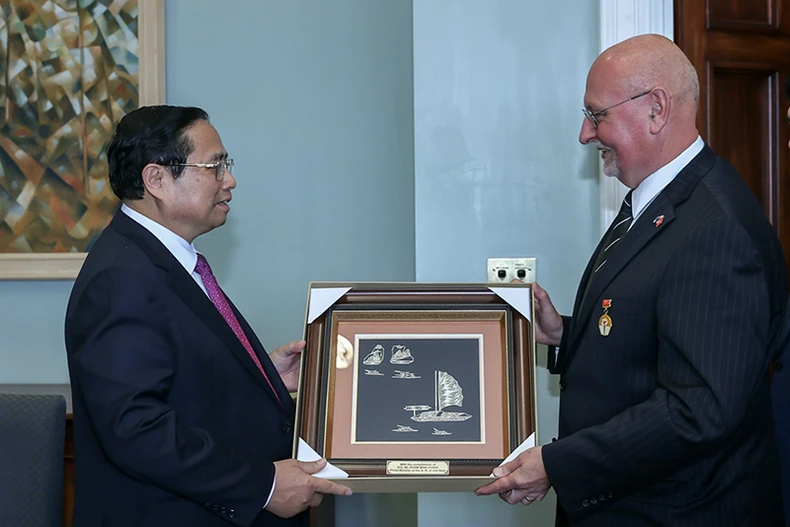 Thủ tướng Phạm Minh Chính tiếp Chủ tịch Hội Hữu nghị New Zealand-Việt Nam ảnh 2