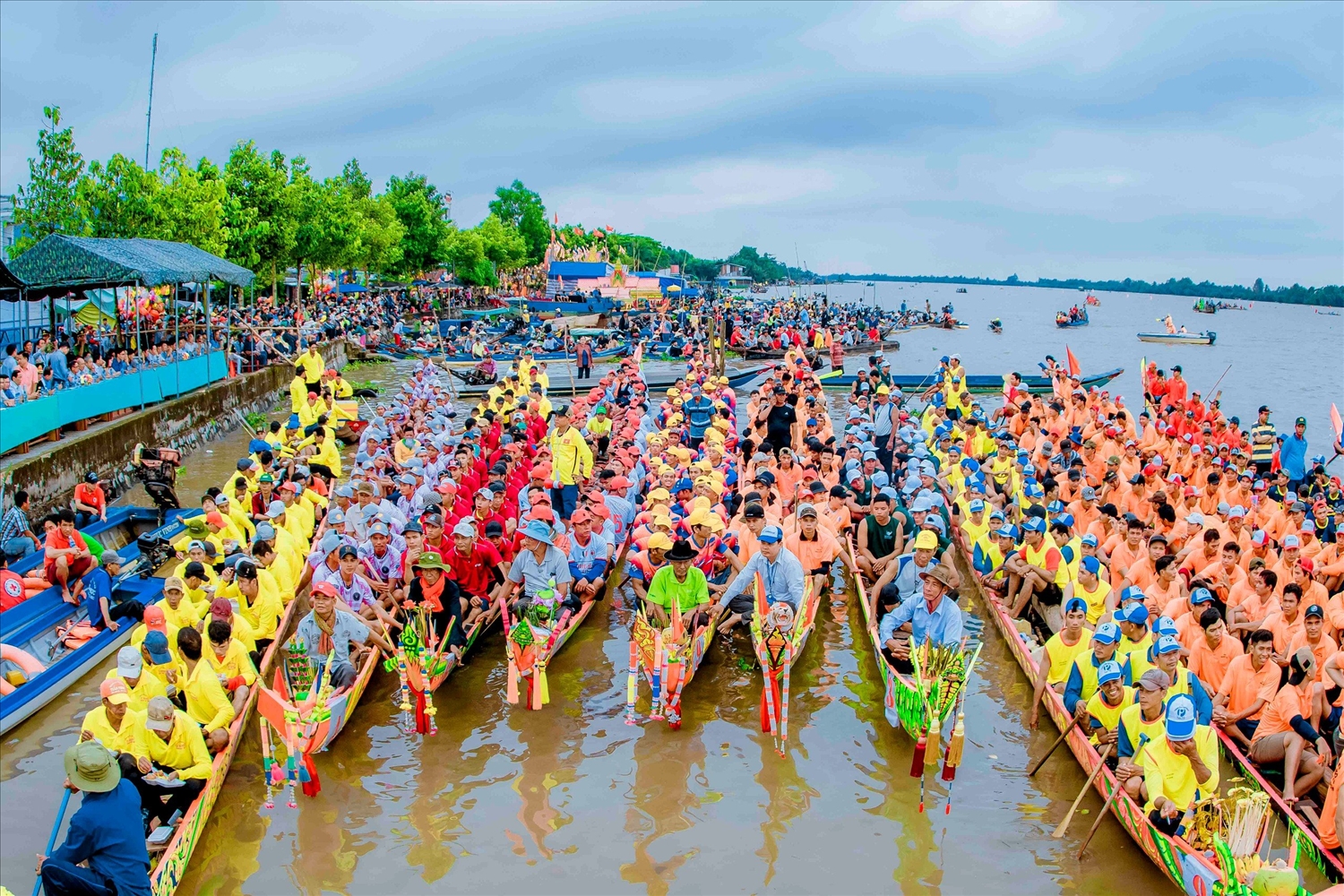 Lễ hội truyền thống đua nghe Ngo củađồng bào Khmer được UBND tỉnh Kiên Giang tồ chức thường niên tại huyện Gò Quao Lễ hội truyền thống đua nghe Ngo củađồng bào Khmer được UBND tỉnh Kiên Giang tồ chức thường niên tại huyện Gò Quao