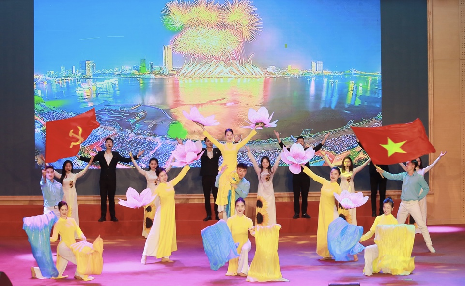 Chương trình nghệ thuật đặc biệt “Trọn niềm tin dâng Đảng quang vinh”