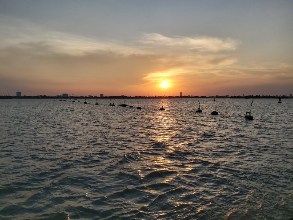 Bình minh trên Mũi Cà Mau (Hoàng Nam)