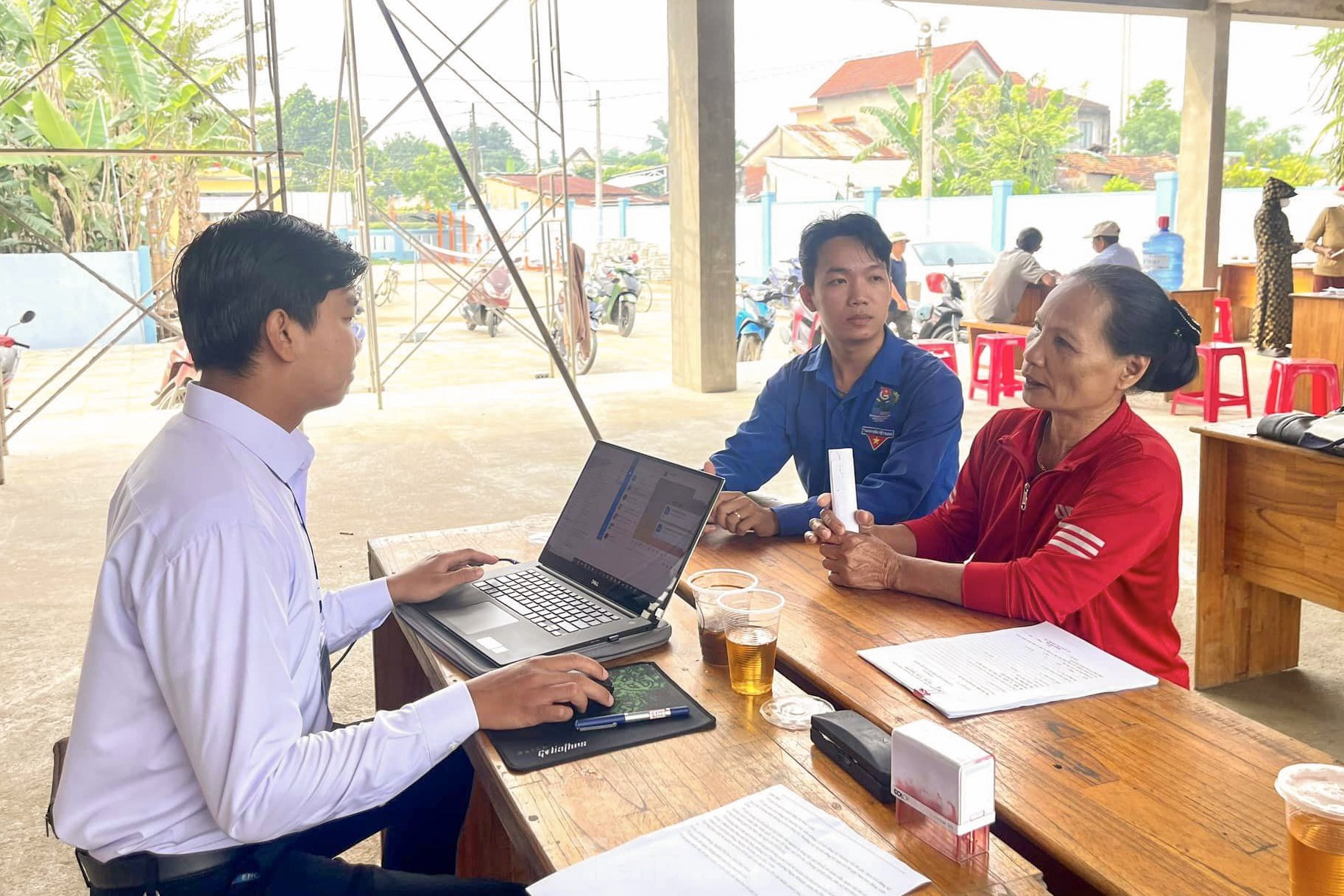 Thanh niên nông thôn tiếp cận chuyển đổi số, học bán hàng trên TikTok ảnh 6