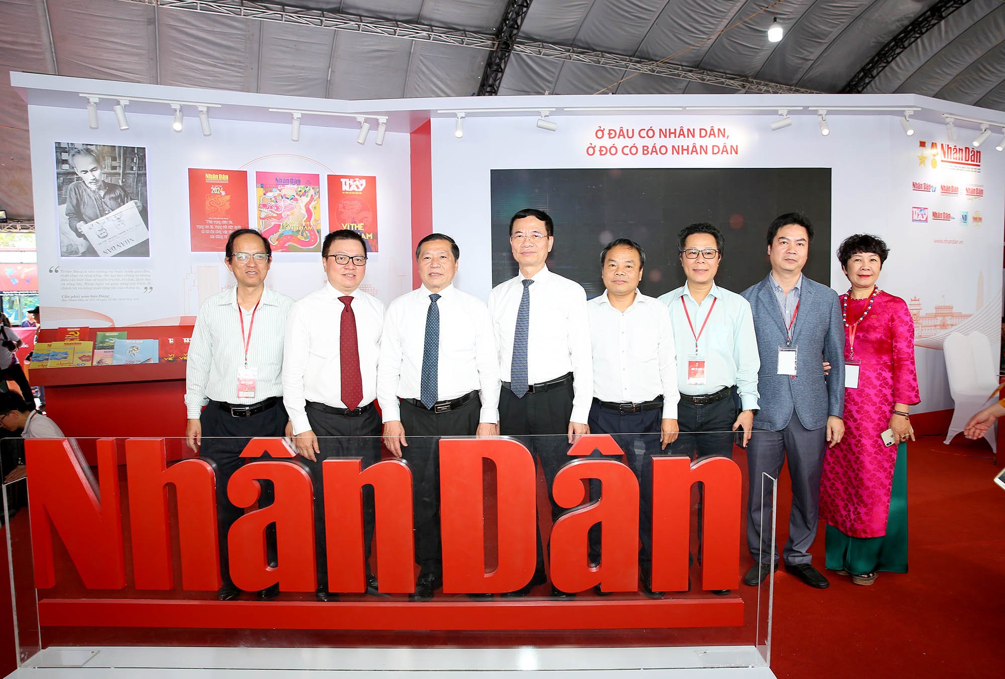 bao chi viet nam tien phong doi moi vi su nghiep cach mang cua dang va nhan dan hinh 7