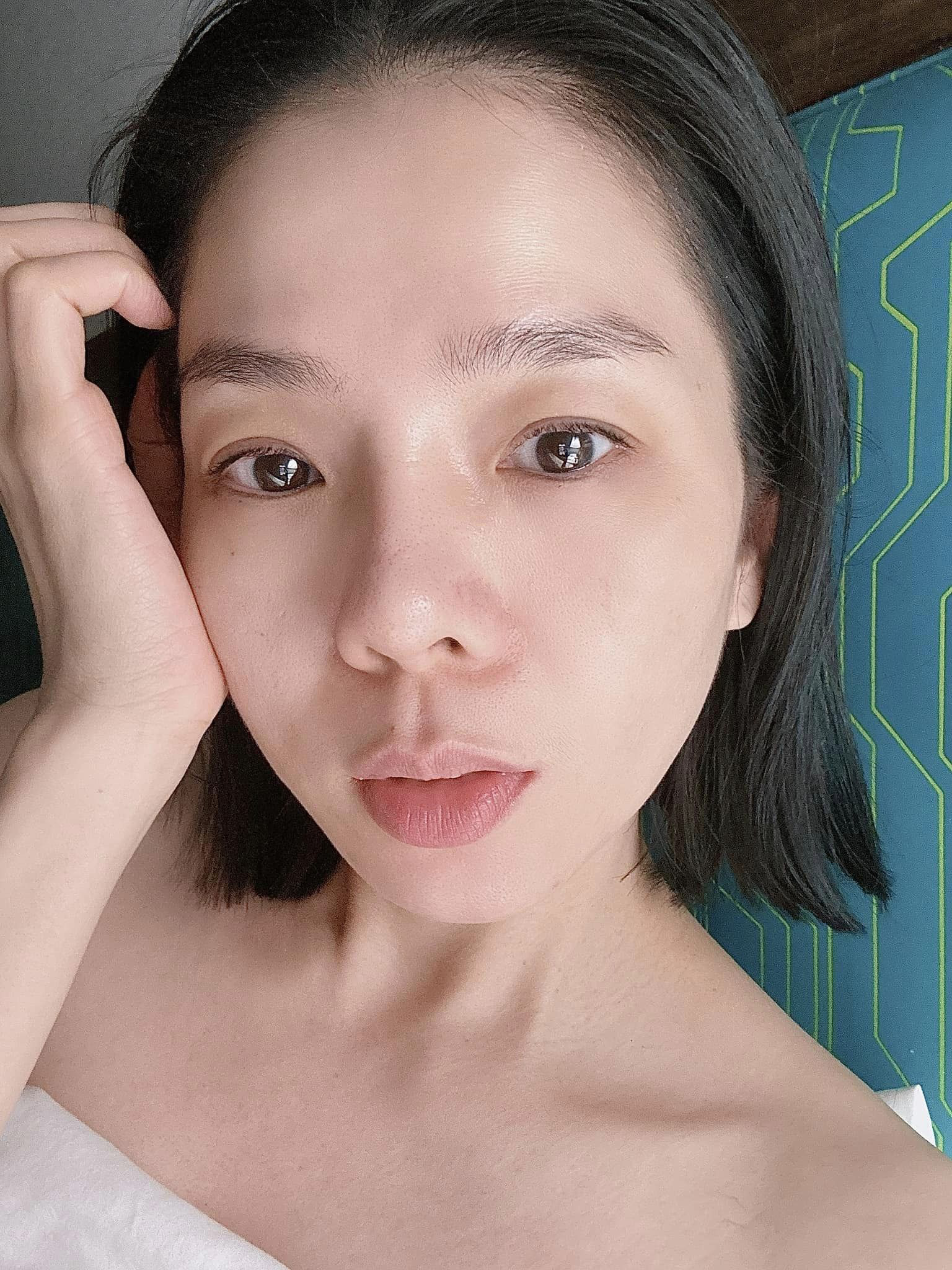 Ca sĩ Lệ Quyên đăng ảnh mặt mộc sau khi đọc những lời chê bai khuôn mặt cô trên mạng - Ảnh: FBNV Ca sĩ Lệ Quyên đăng ảnh mặt mộc sau khi đọc những lời chê bai khuôn mặt cô trên mạng - Ảnh: FBNV