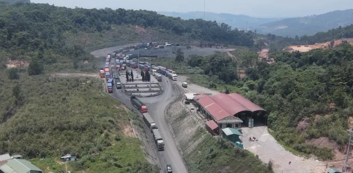 Quảng Trị đề nghị tăng thời gian hoạt động tại cửa khẩu La Lay- Ảnh 2. Quảng Trị đề nghị tăng thời gian hoạt động tại cửa khẩu La Lay- Ảnh 2.