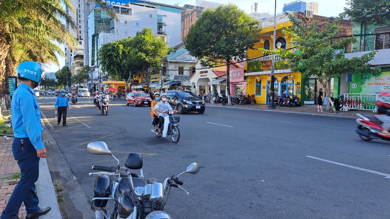 Từ ngày 25.3, thí điểm tổ chức giao thông đường một chiều quanh chợ Hàn- Ảnh 2. Từ ngày 25.3, thí điểm tổ chức giao thông đường một chiều quanh chợ Hàn- Ảnh 2.