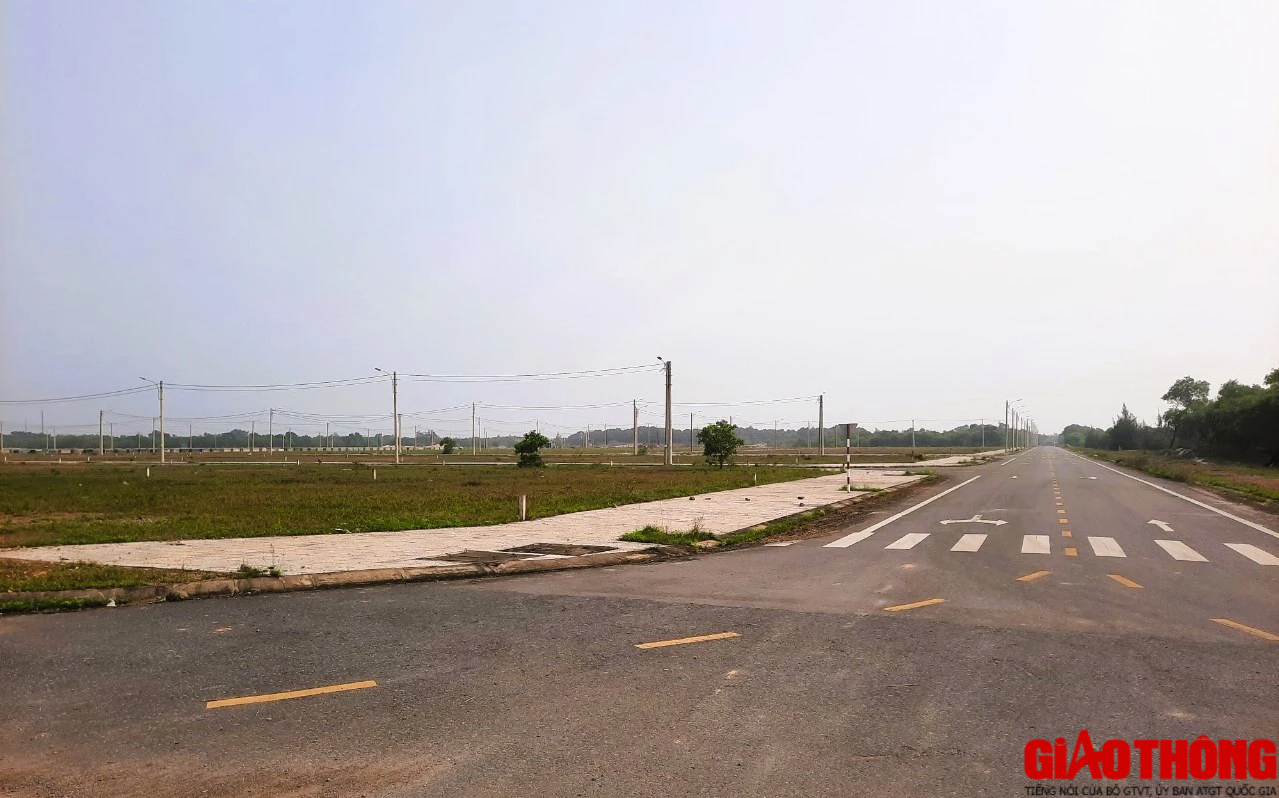 Khu bến cảng hơn 14.000 tỷ ở Quảng Trị tái triển khai sau hơn 4 năm Khu bến cảng hơn 14.000 tỷ ở Quảng Trị tái triển khai sau hơn 4 năm