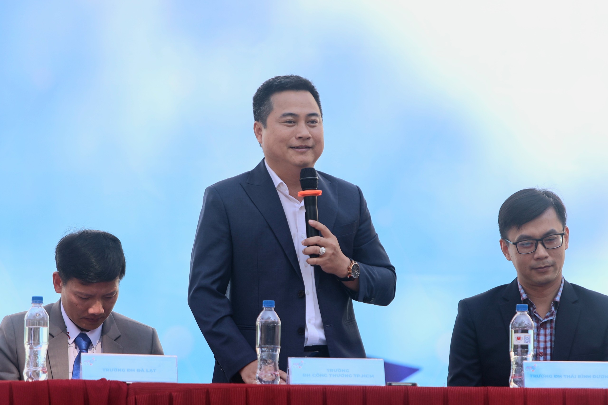 Làm sao để có được quyết định đúng đắn khi chọn ngành học?- Ảnh 18. Làm sao để có được quyết định đúng đắn khi chọn ngành học?- Ảnh 18.