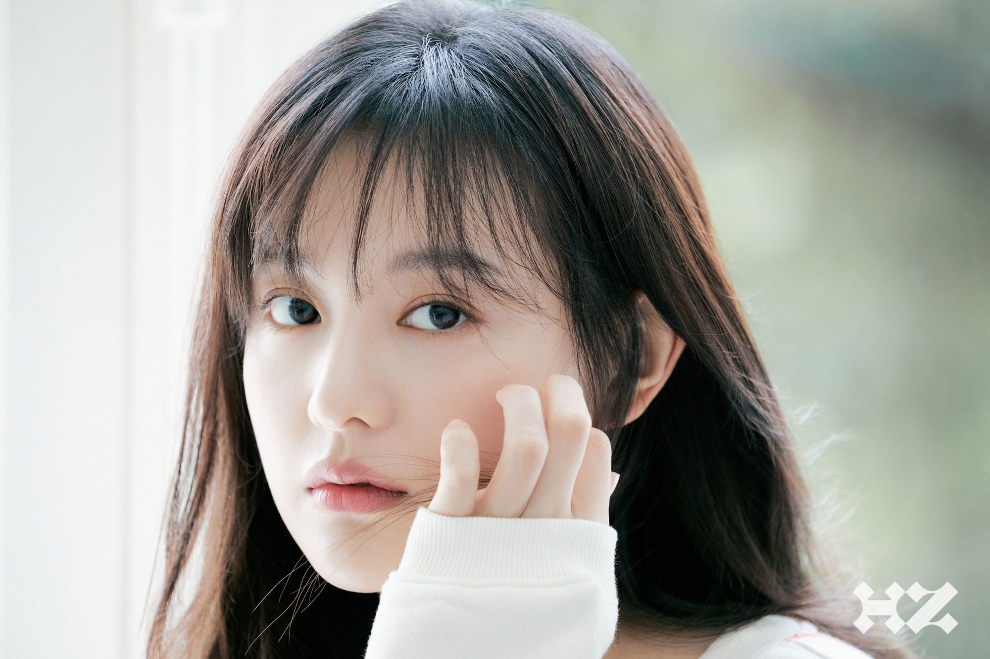 Kim Ji Won giữ vóc dáng ra sao để cân mọi trang phục trong 'Nữ hoàng nước mắt'- Ảnh 3. Kim Ji Won cho rằng khiêu vũ là một cách tuyệt vời để kiểm soát cân nặng - Ảnh: SOOMPI