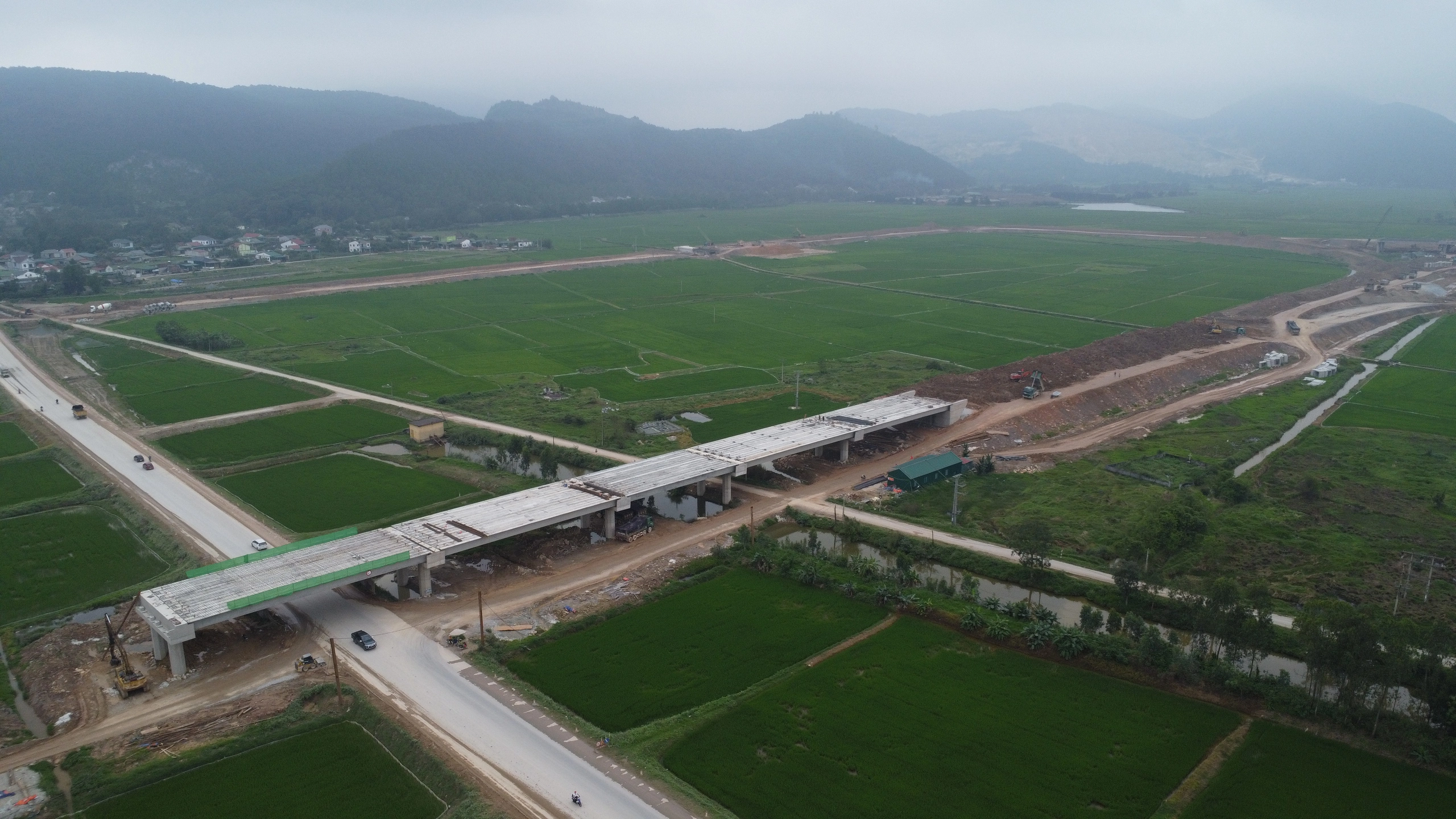 Các nút giao trên cao tốc Diễn Châu - Bãi Vọt kết nối đến đâu?- Ảnh 3. Các nút giao trên cao tốc Diễn Châu - Bãi Vọt kết nối đến đâu?- Ảnh 3.