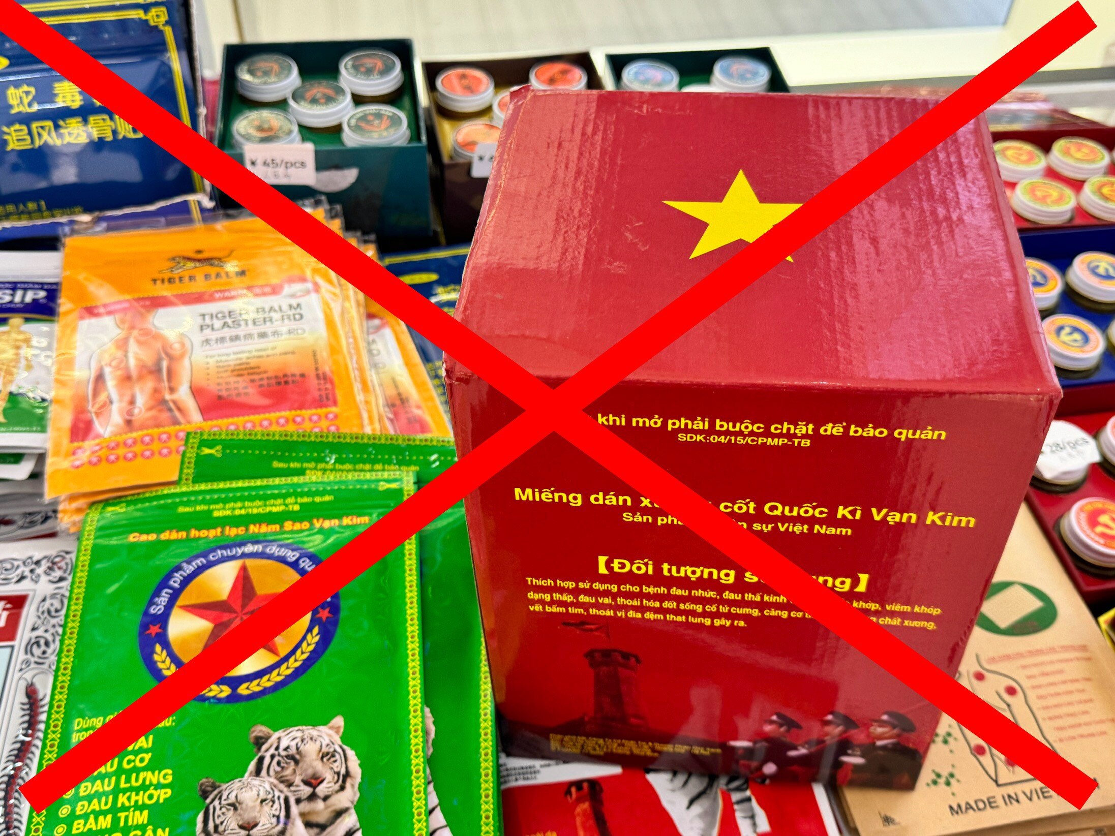 Cửa hàng 'nuôi' tour 0 đồng ở Quảng Ninh phải bóc gỡ nhiều hình ảnh sai trái- Ảnh 5.