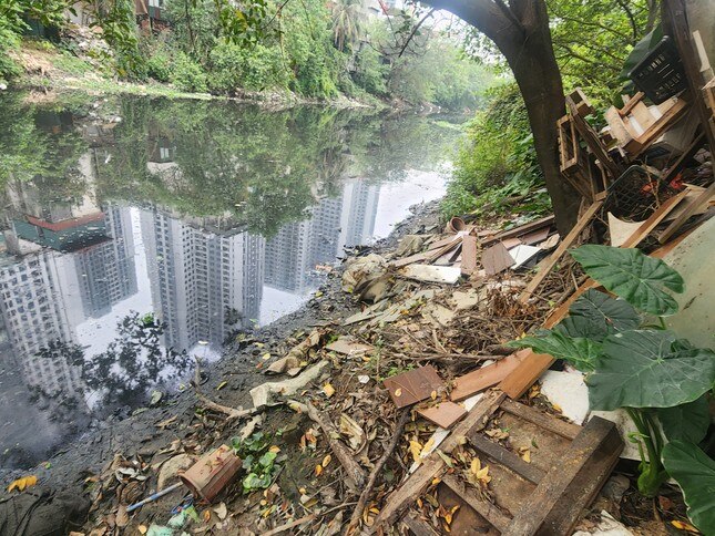 Cận cảnh sông Nhuệ ô nhiễm vừa được Bộ Nông nghiệp nêu giải pháp hồi sinh ảnh 8