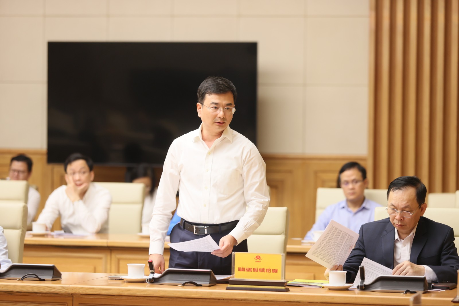 Đề xuất bỏ độc quyền vàng miếng, quyết liệt nâng hạng thị trường chứng khoán- Ảnh 2. Đề xuất bỏ độc quyền vàng miếng, quyết liệt nâng hạng thị trường chứng khoán- Ảnh 2.