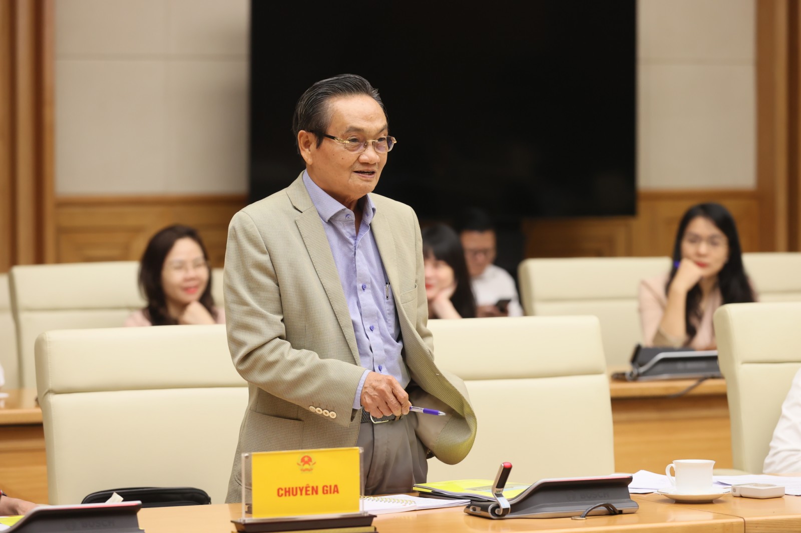 Đề xuất bỏ độc quyền vàng miếng, quyết liệt nâng hạng thị trường chứng khoán- Ảnh 4. Đề xuất bỏ độc quyền vàng miếng, quyết liệt nâng hạng thị trường chứng khoán- Ảnh 4.