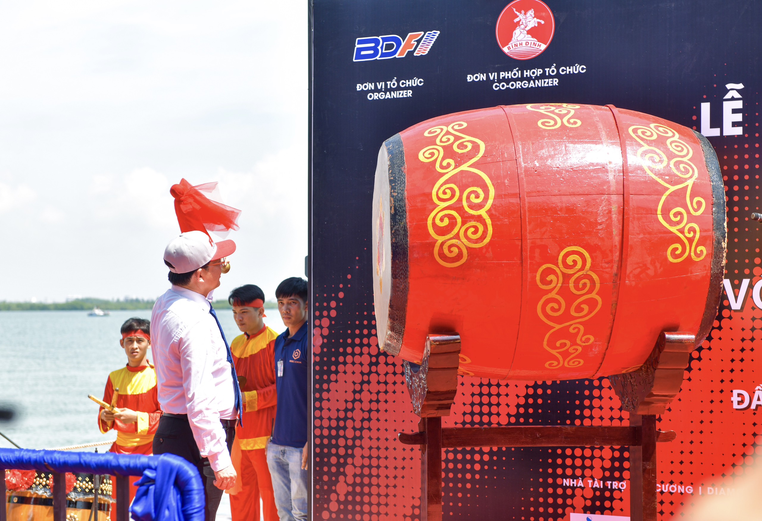 Khai mạc giải đua thuyền máy F1 thế giới tổ chức tại Bình Định- Ảnh 2. Khai mạc giải đua thuyền máy F1 thế giới tổ chức tại Bình Định- Ảnh 2.