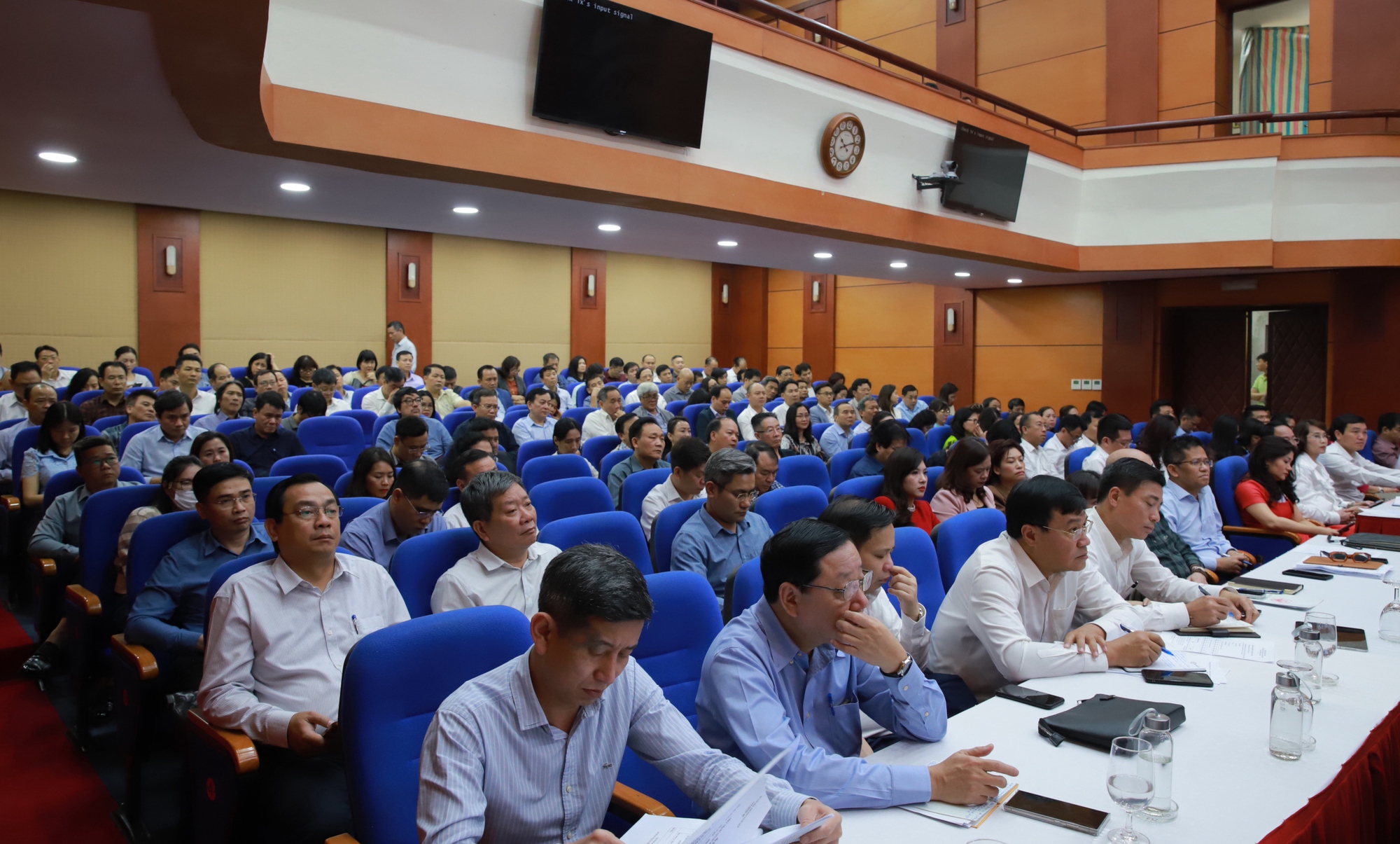Thủ trưởng 25 cơ quan, đơn vị ký cam kết trách nhiệm với Bộ trưởng Bộ VHTTDL - Ảnh 7. Thủ trưởng 25 cơ quan, đơn vị ký cam kết trách nhiệm với Bộ trưởng Bộ VHTTDL - Ảnh 7.