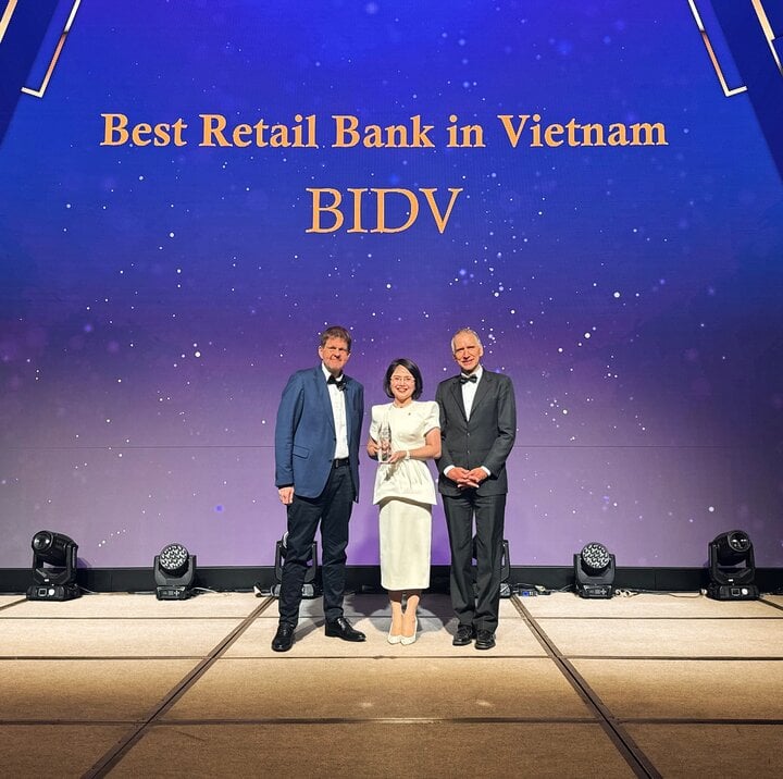 BIDV lập kỷ lục 9 lần nhận giải thưởng 'Ngân hàng bán lẻ tốt nhất Việt Nam' - 1