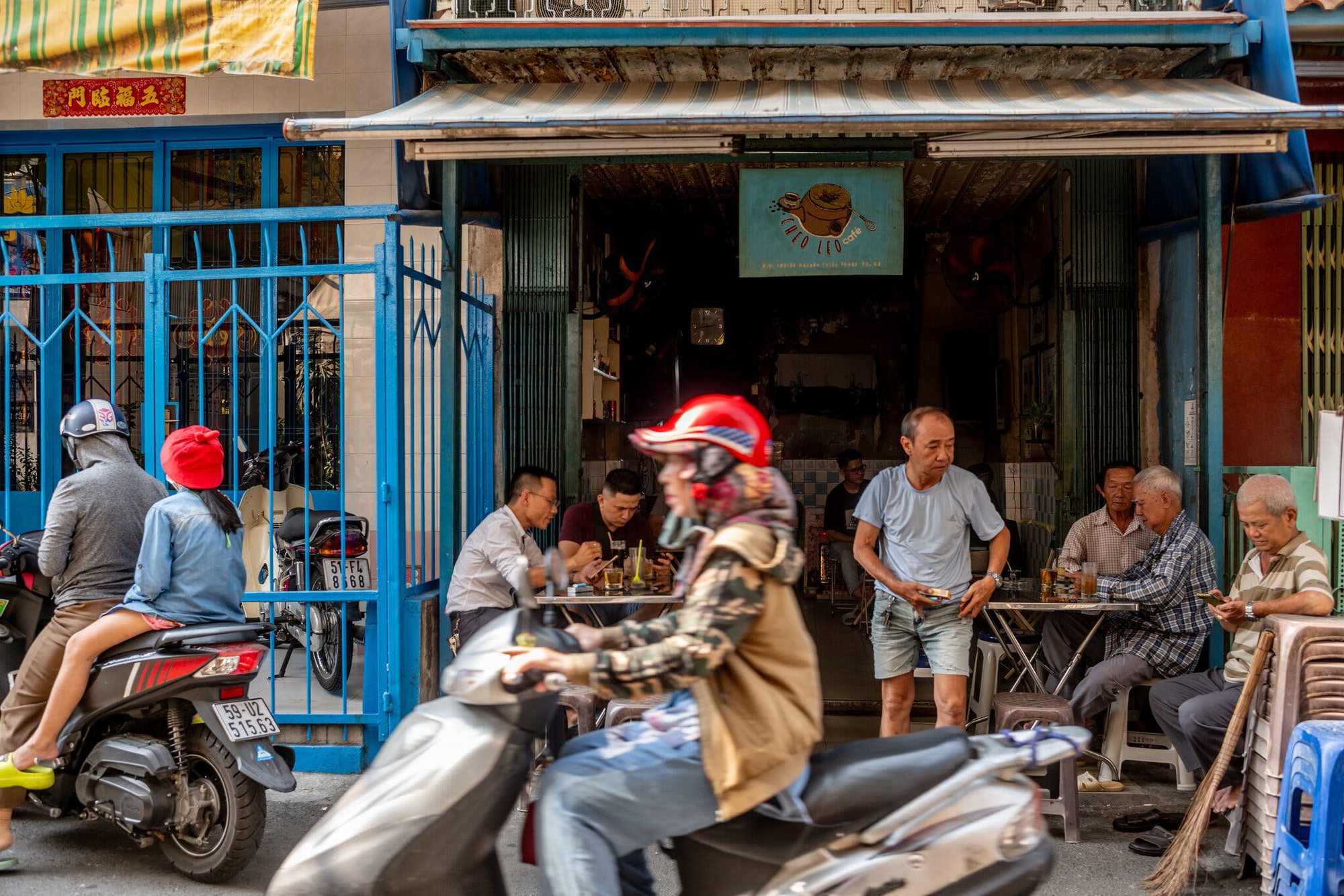 Báo Mỹ New York Times đi tìm quán cà phê tuyệt nhất TP.HCM- Ảnh 1. Báo Mỹ New York Times đi tìm quán cà phê tuyệt nhất TP.HCM- Ảnh 1.