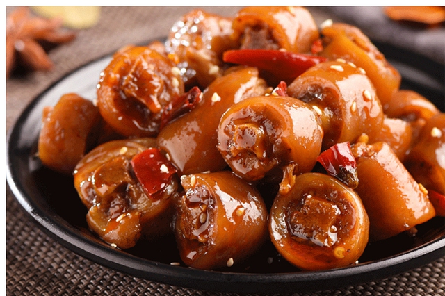 Bất ngờ phần này của thịt lợn kén người ăn nhưng có công dụng chữa bệnh cực tốt - Ảnh 2. Bất ngờ phần này của thịt lợn kén người ăn nhưng có công dụng chữa bệnh cực tốt - Ảnh 2.