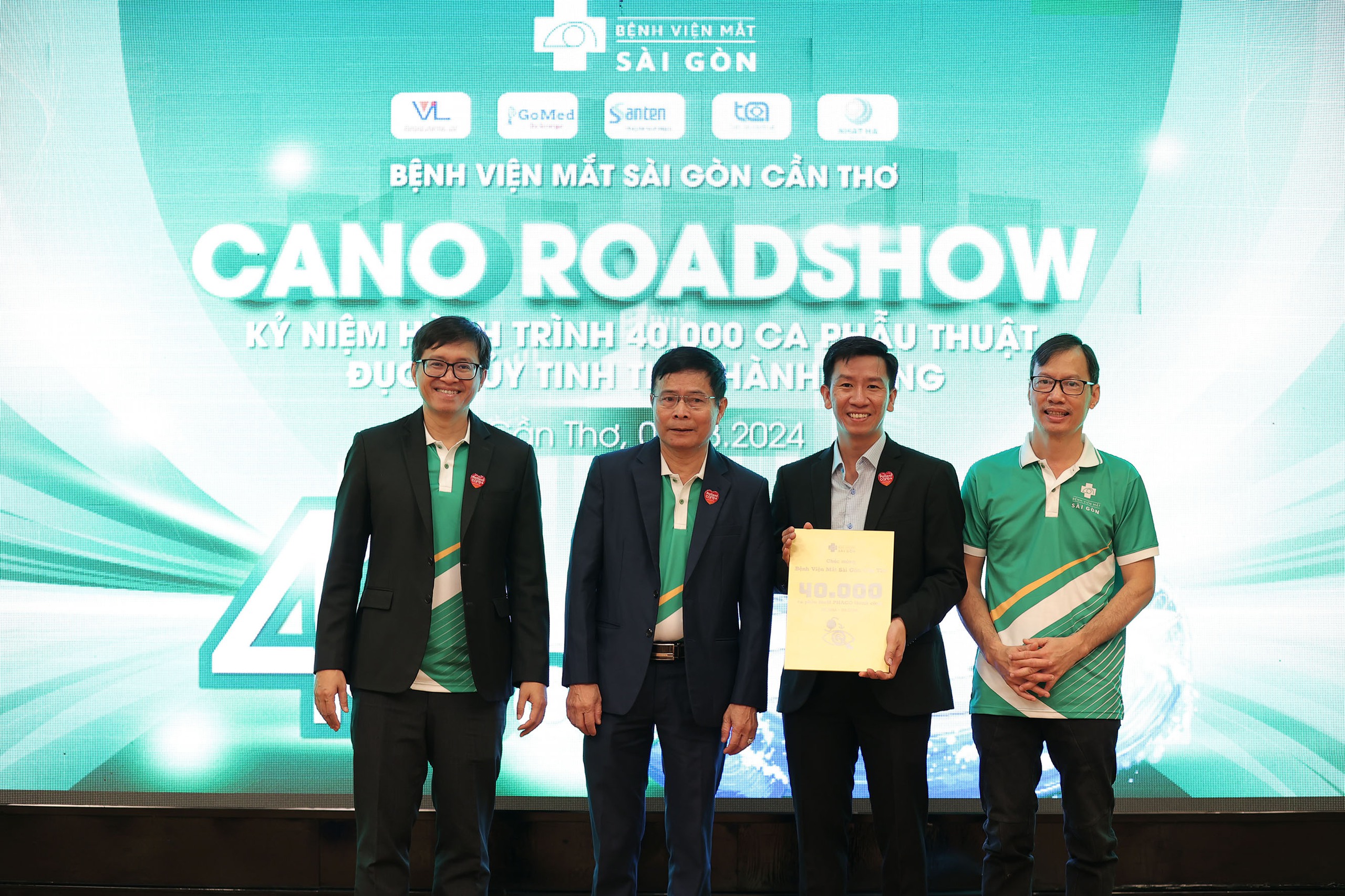 Bệnh viện Mắt Sài Gòn Cần Thơ phẫu thuật thành công 40.000 ca đục thủy tinh thể- Ảnh 1. Bệnh viện Mắt Sài Gòn Cần Thơ phẫu thuật thành công 40.000 ca đục thủy tinh thể- Ảnh 1.