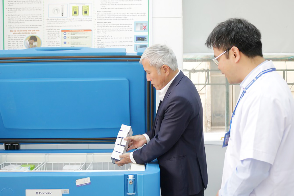 CDC Hà Nội mở lại phòng tiêm chủng dịch vụ- Ảnh 1. CDC Hà Nội mở lại phòng tiêm chủng dịch vụ- Ảnh 1.
