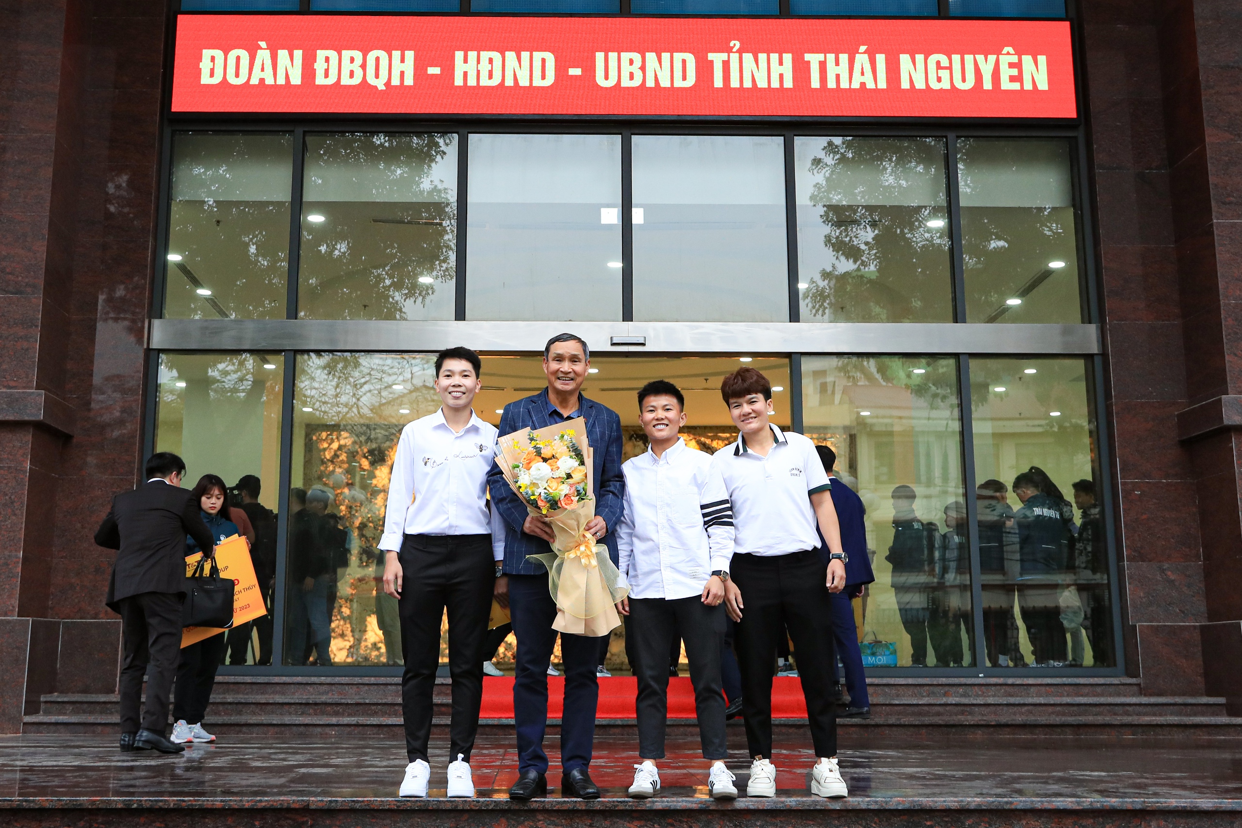 CLB Thái Nguyên chiêu mộ Quả bóng vàng nữ Việt Nam, quyết cạnh tranh vô địch quốc gia- Ảnh 1. CLB Thái Nguyên chiêu mộ Quả bóng vàng nữ Việt Nam, quyết cạnh tranh vô địch quốc gia- Ảnh 1.