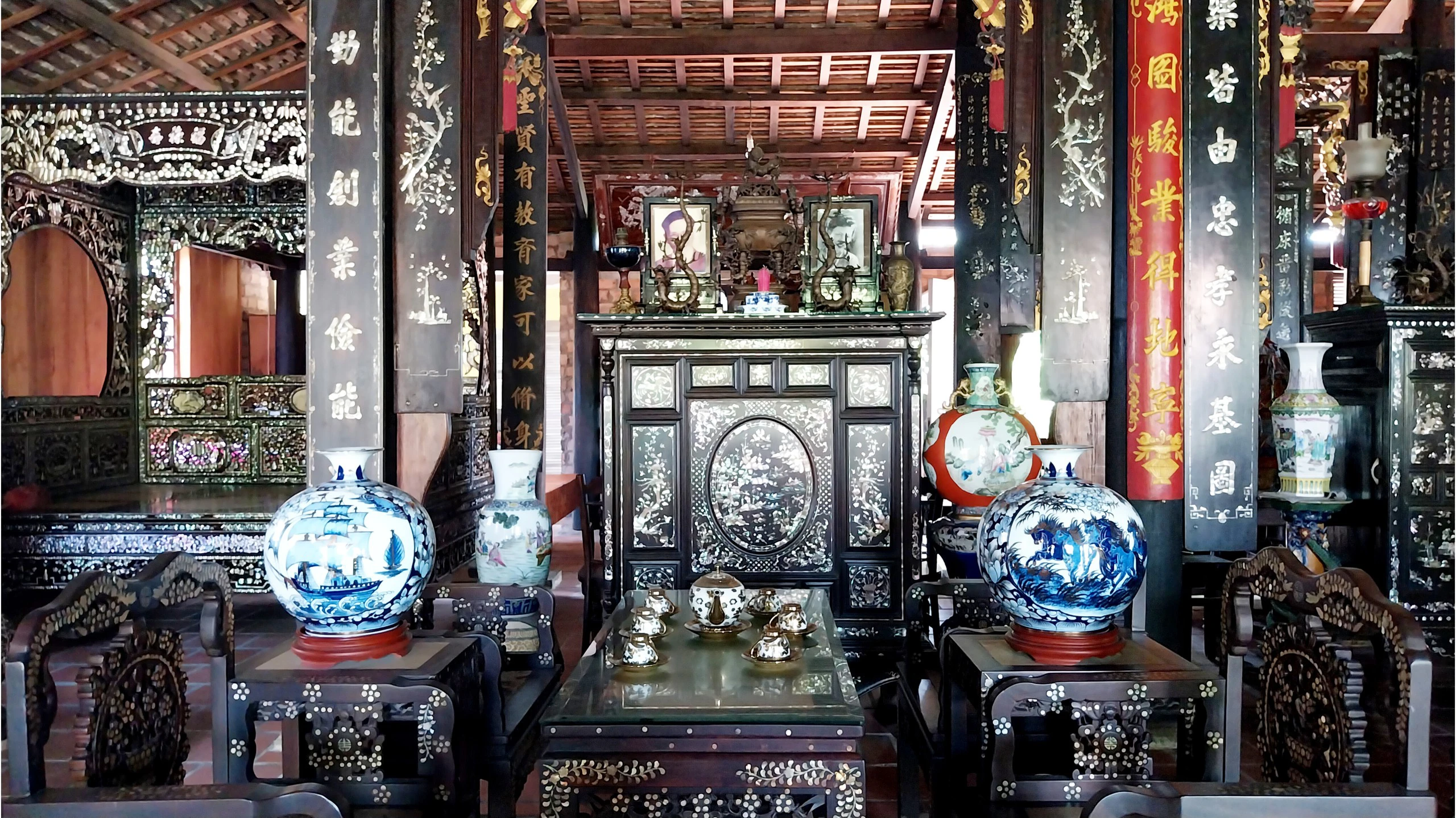 Chiêm ngưỡng ngôi nhà với nhiều cổ vật ở Đồng Tháp- Ảnh 1. Chiêm ngưỡng ngôi nhà với nhiều cổ vật ở Đồng Tháp- Ảnh 1.