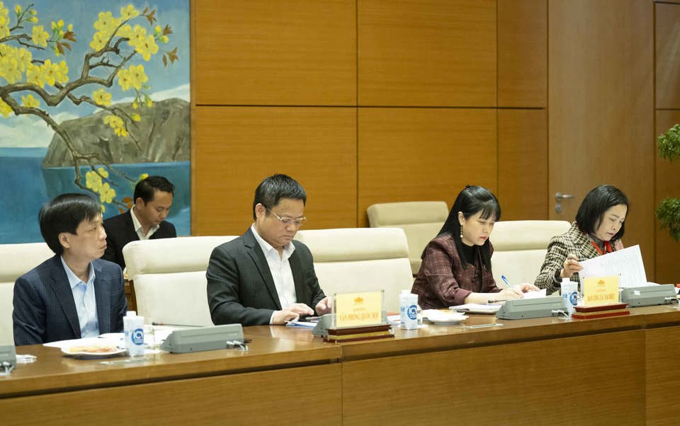 Các đại biểu tham dự cuộc họp